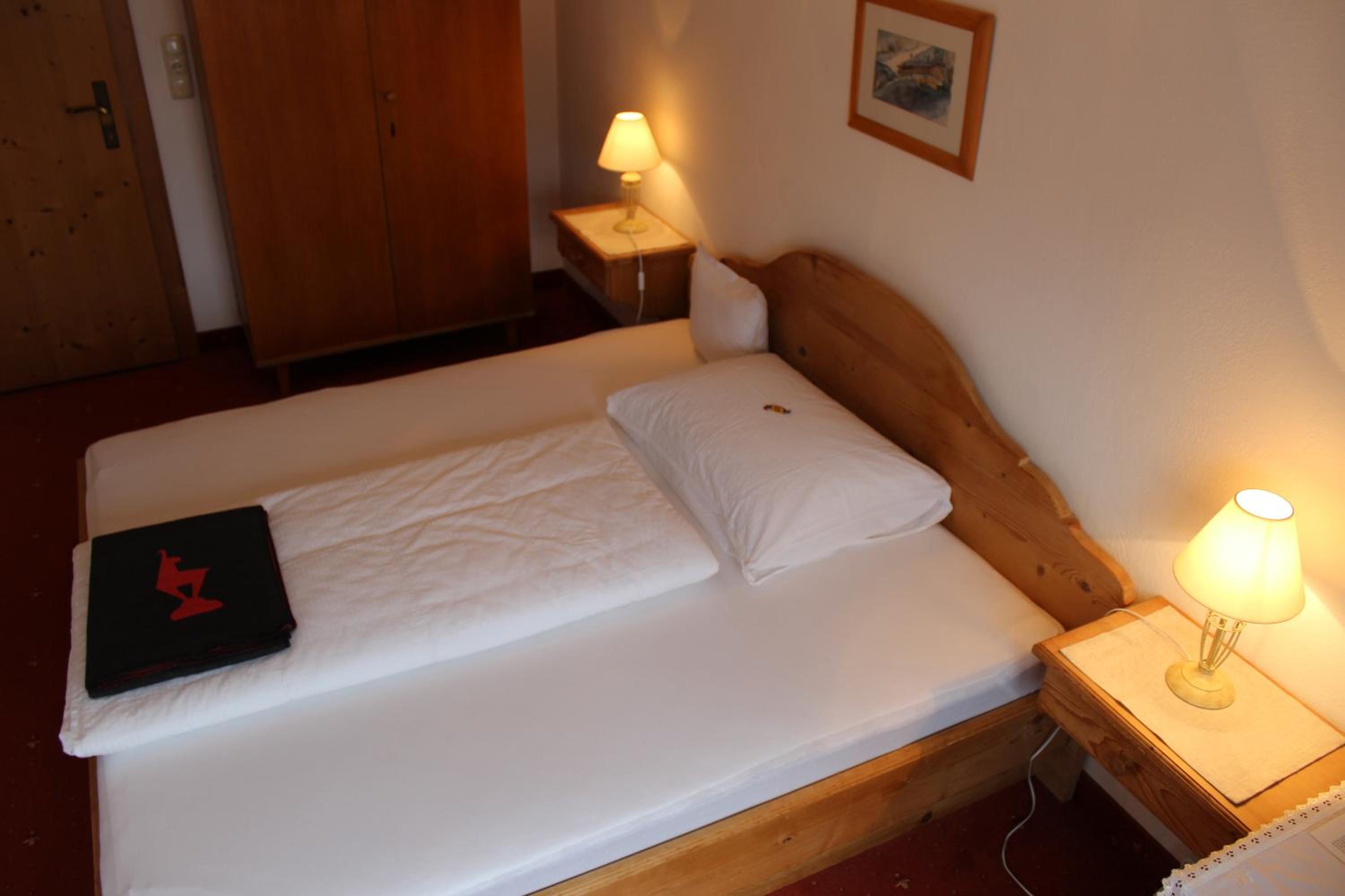 Single Room photo 3