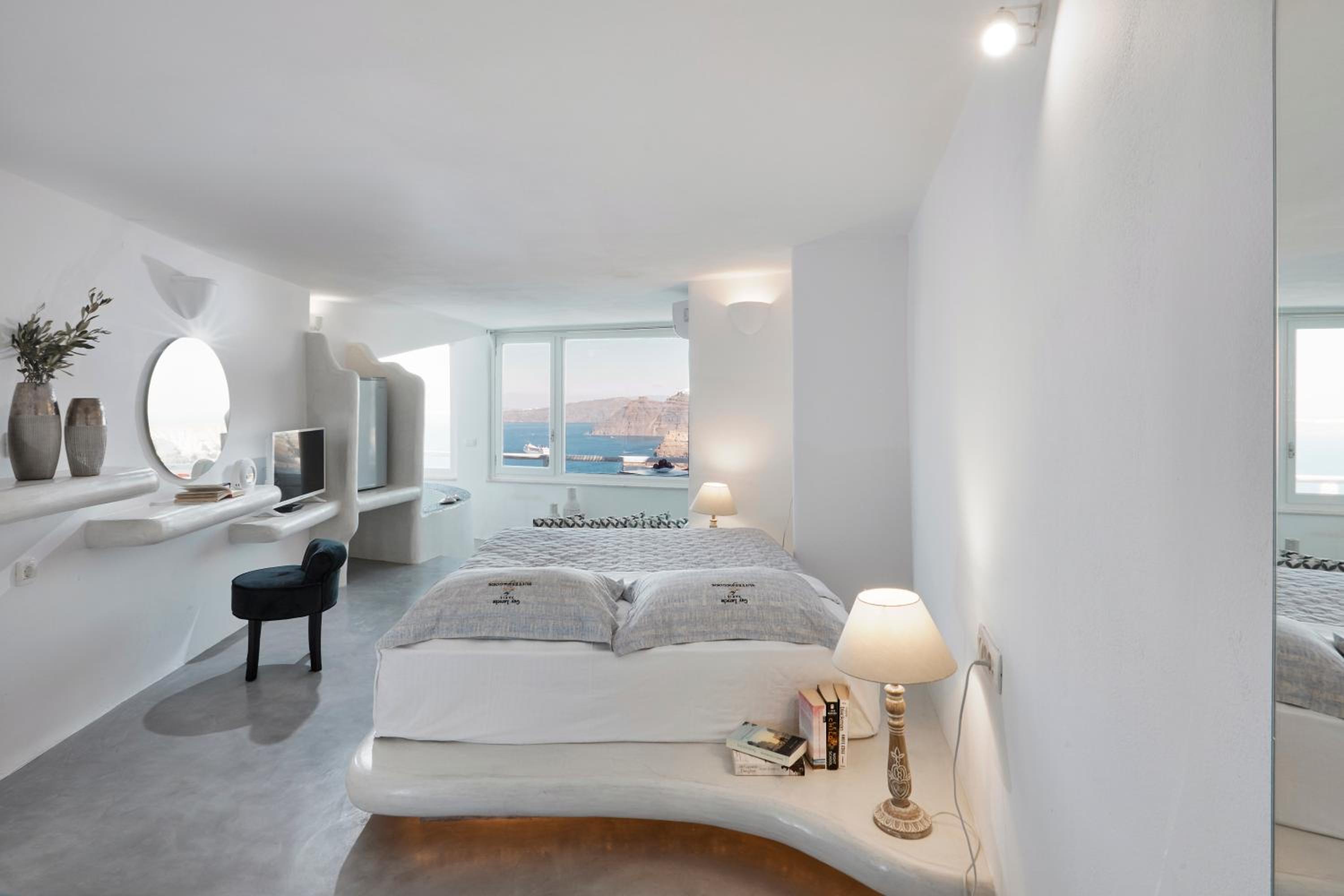 Divine Suite Caldera View - Photo 1