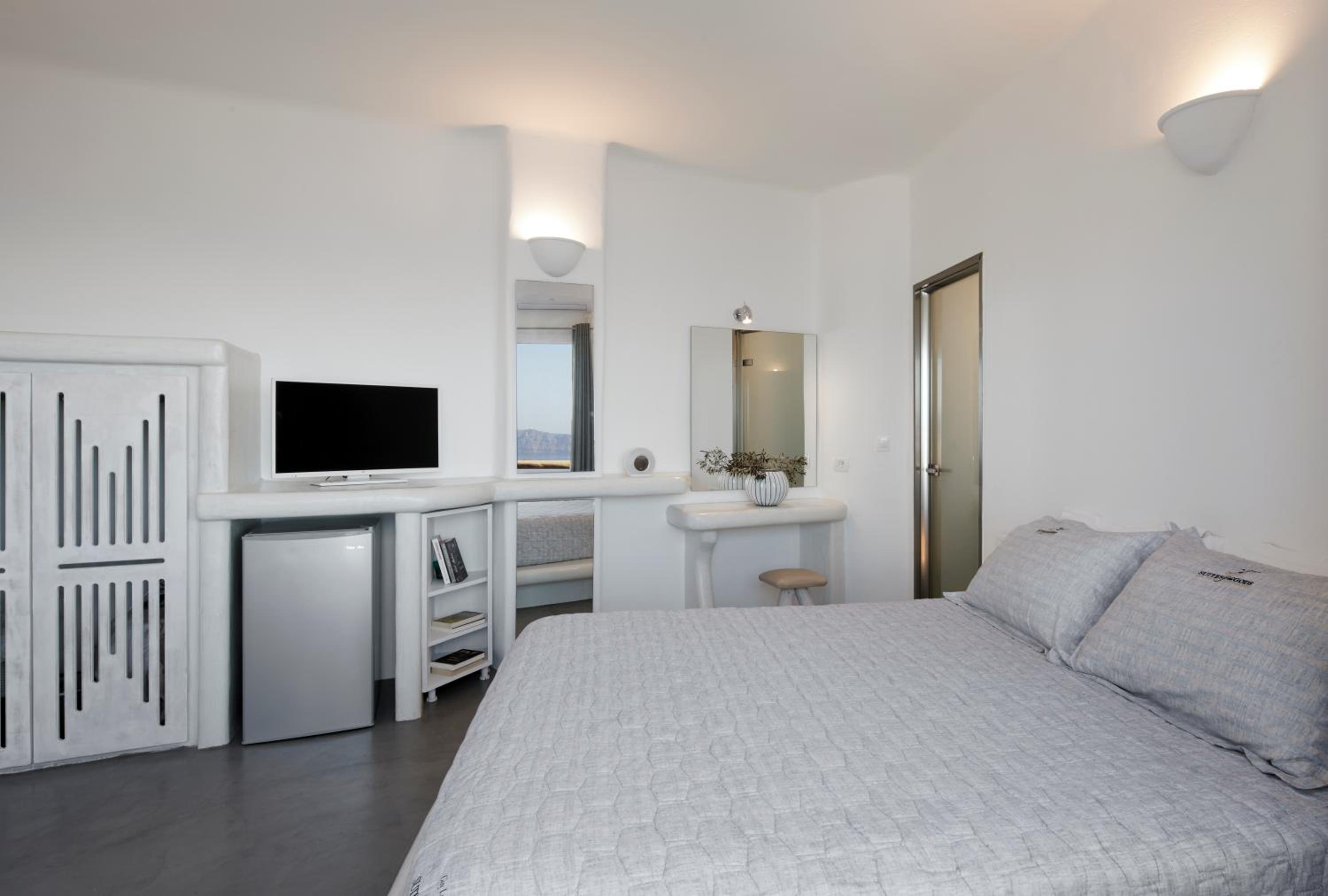 Divine Suite Caldera View - Photo 8