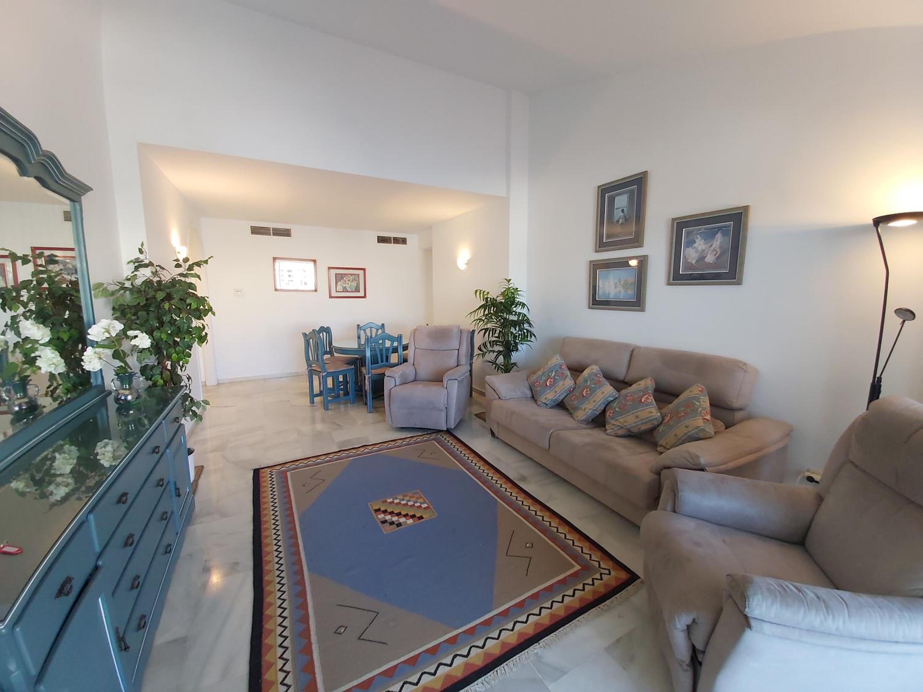 Apartamento con vista al mar