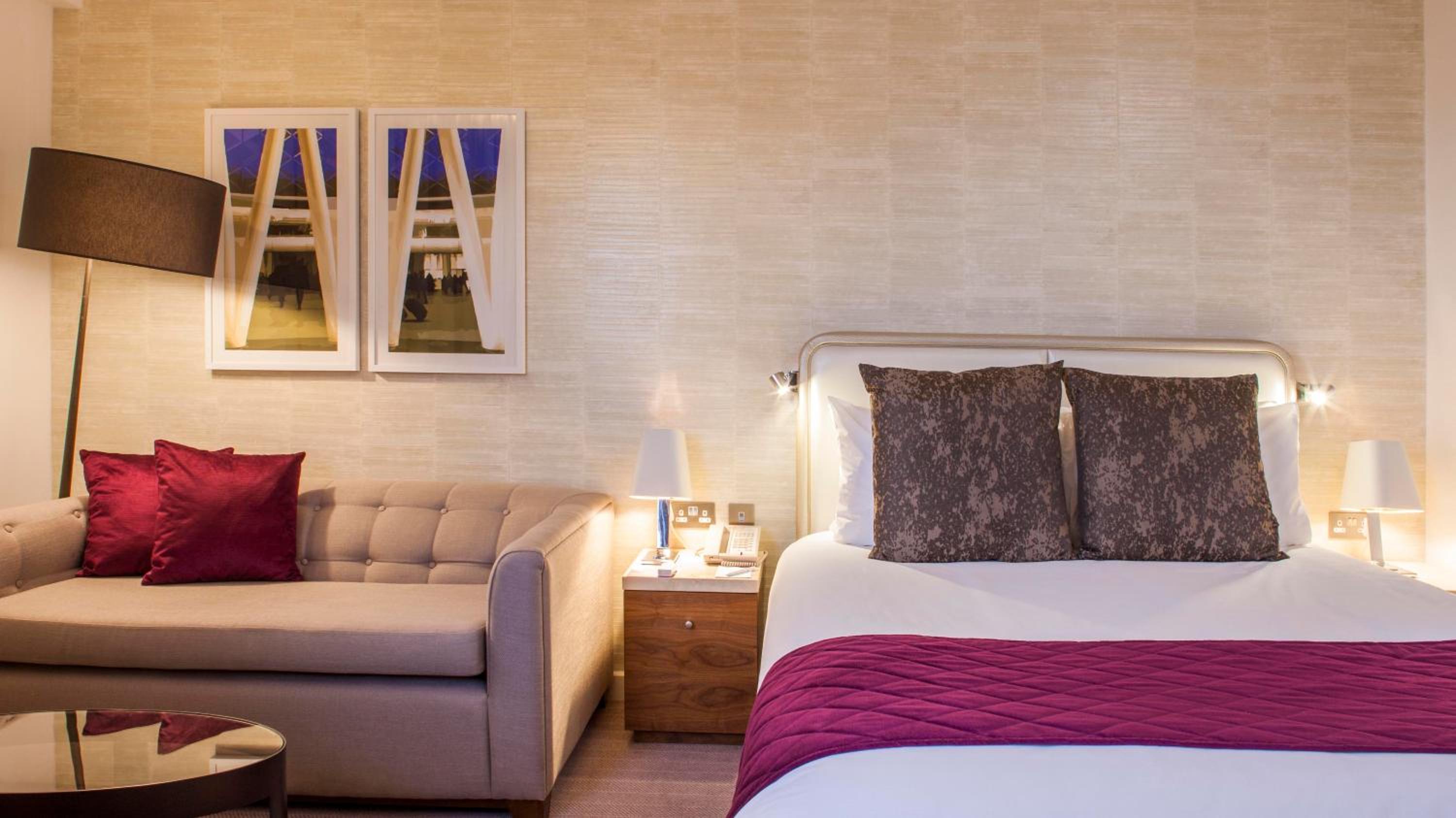 Premium Double Room photo 3