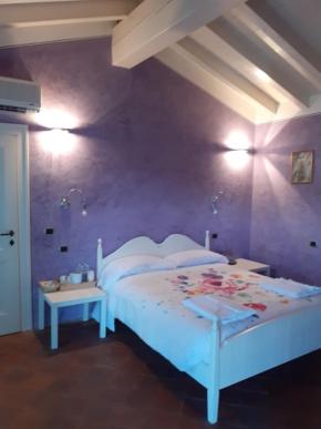 Double Room - Photo 11