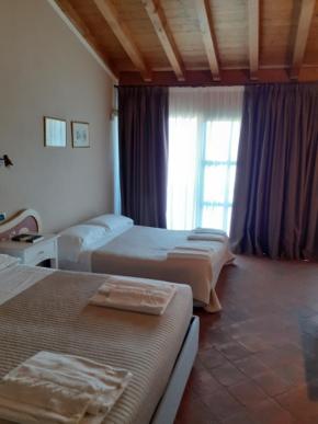 Triple Room - Photo 7