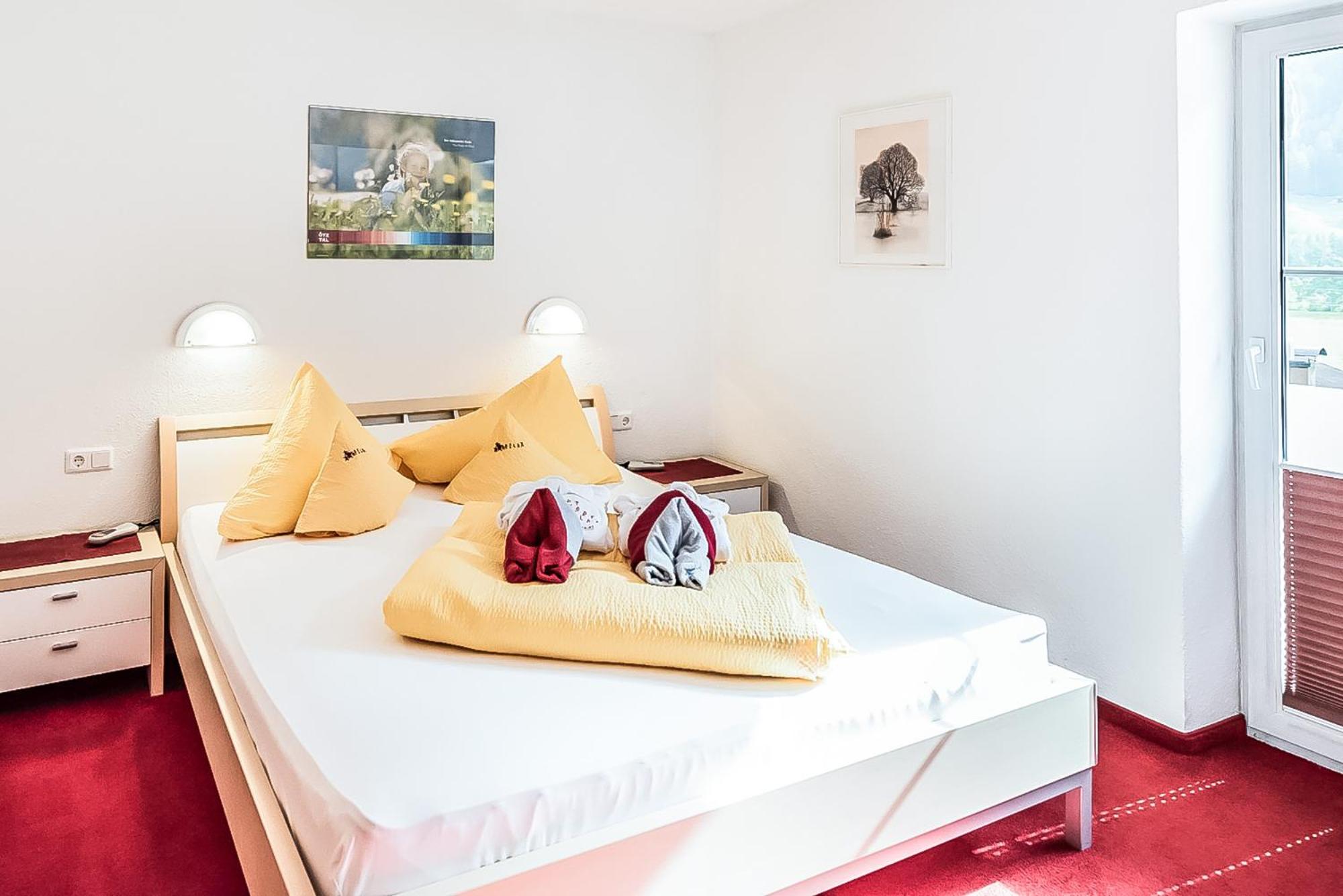 Penthouse-Two Bedroom-Apartment - Photo 1