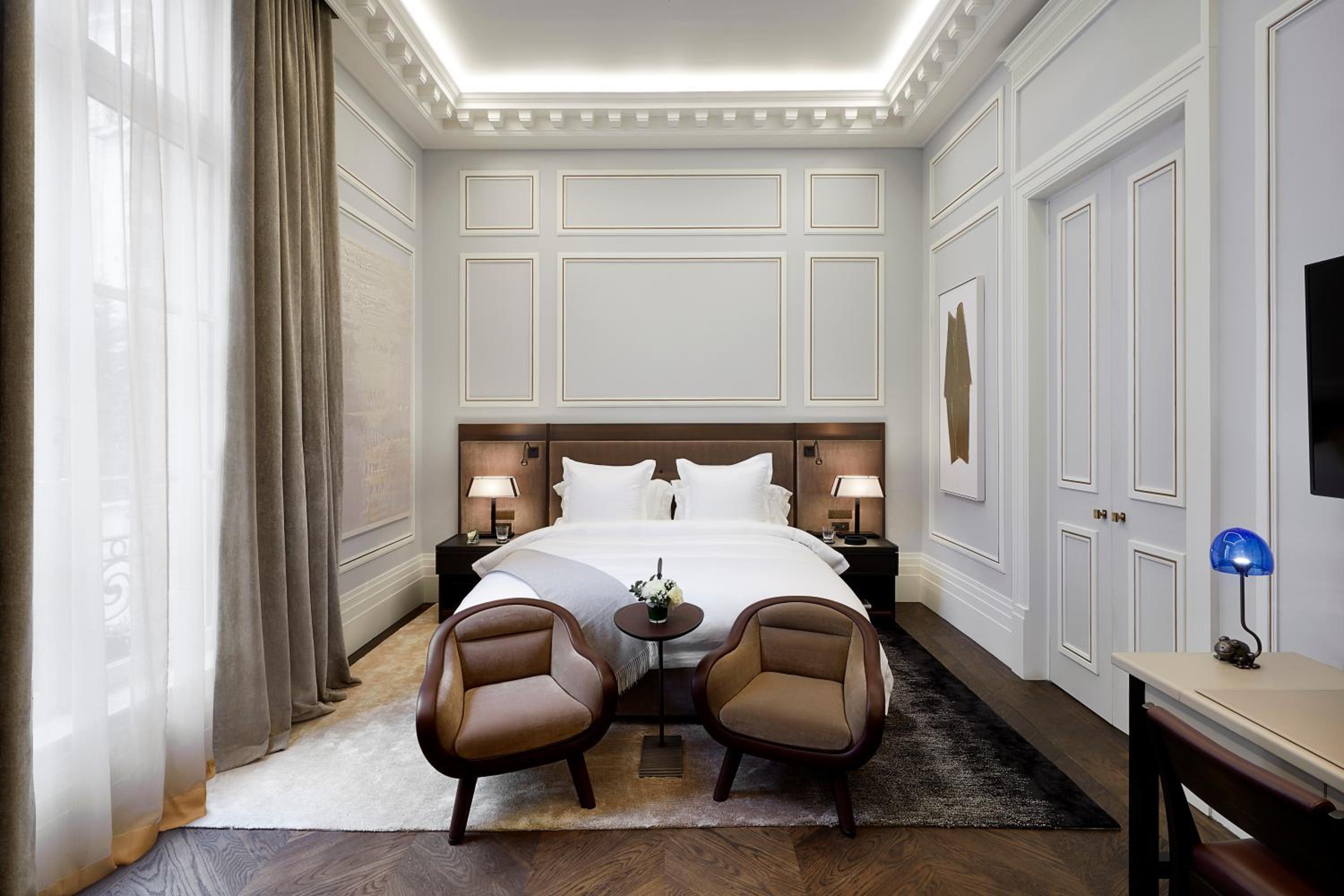 Deluxe Suite With Private Access To Jacuzzi, Sauna And Hamman