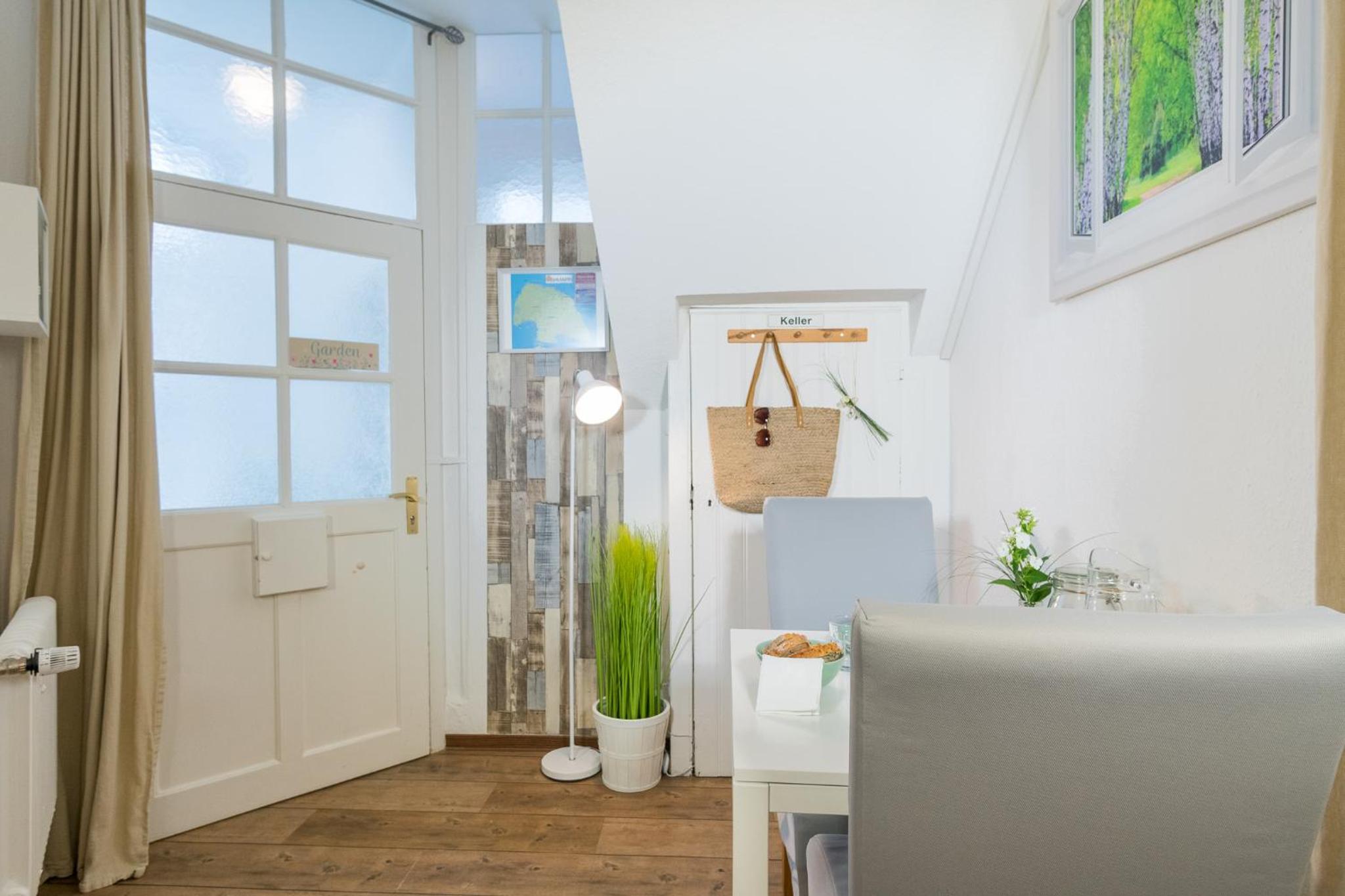 Apartment - Ground Floor photo 2