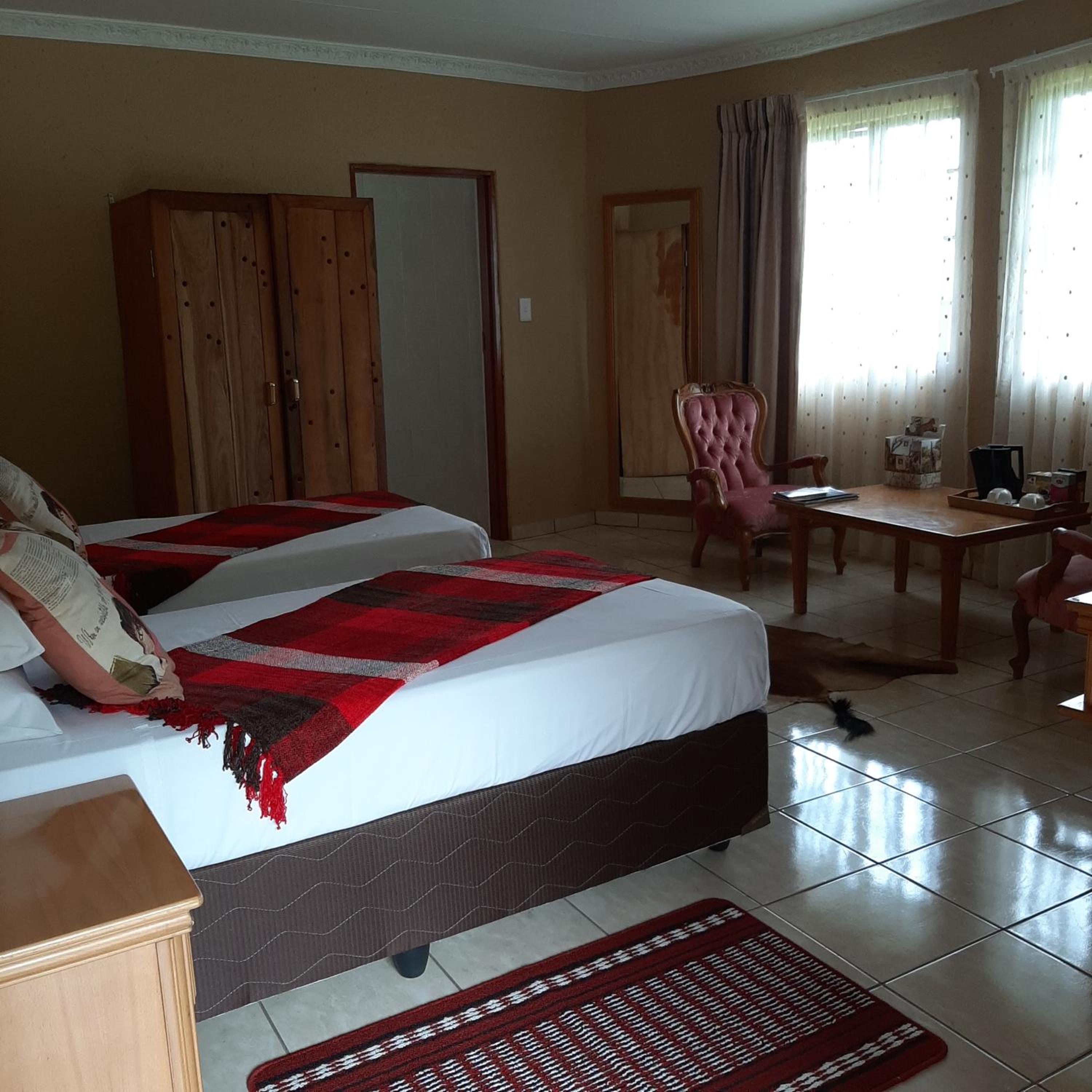 Two-Bedroom Chalet - Photo 5