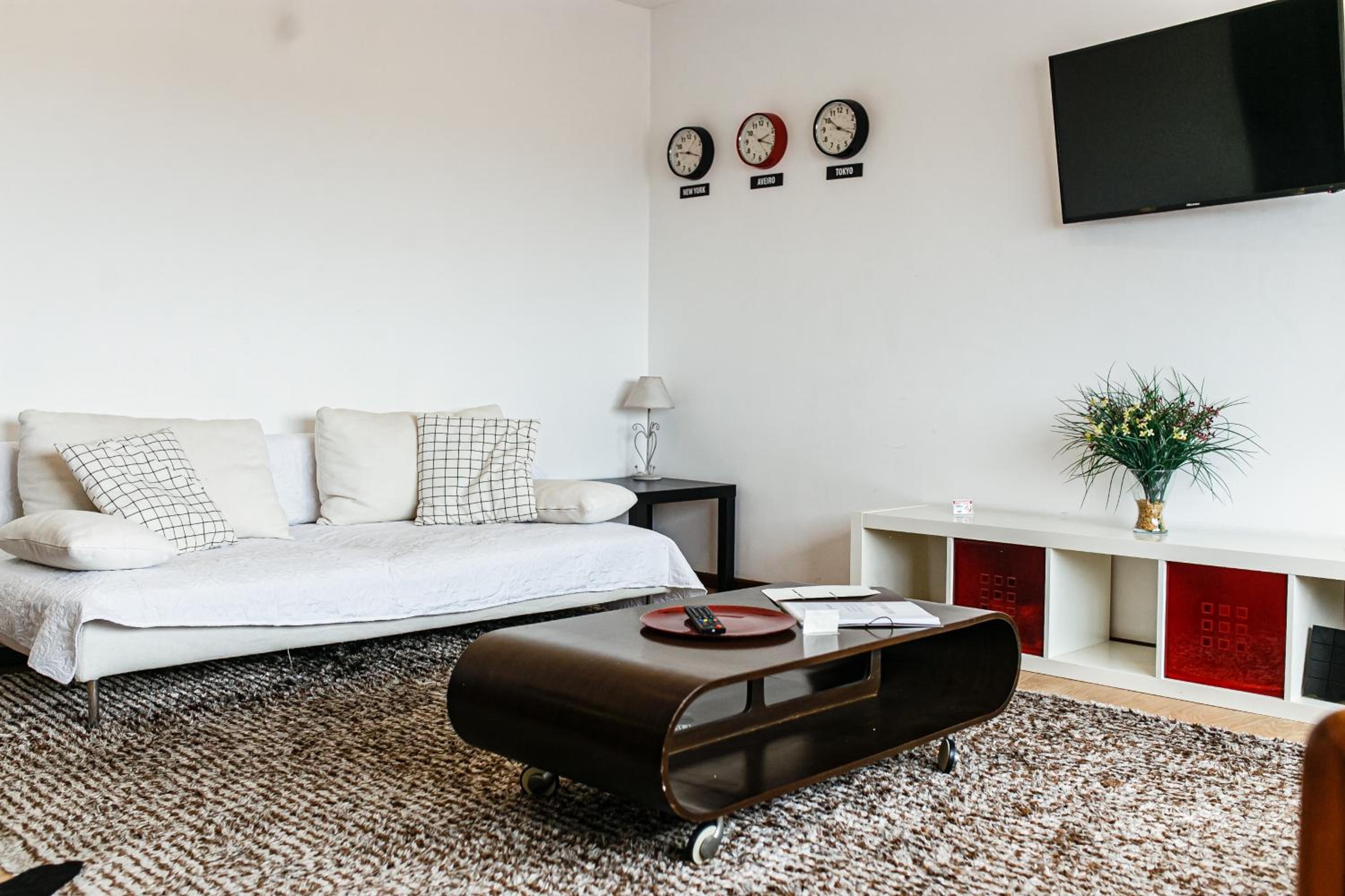 Two-Bedroom Apartment - Photo 34