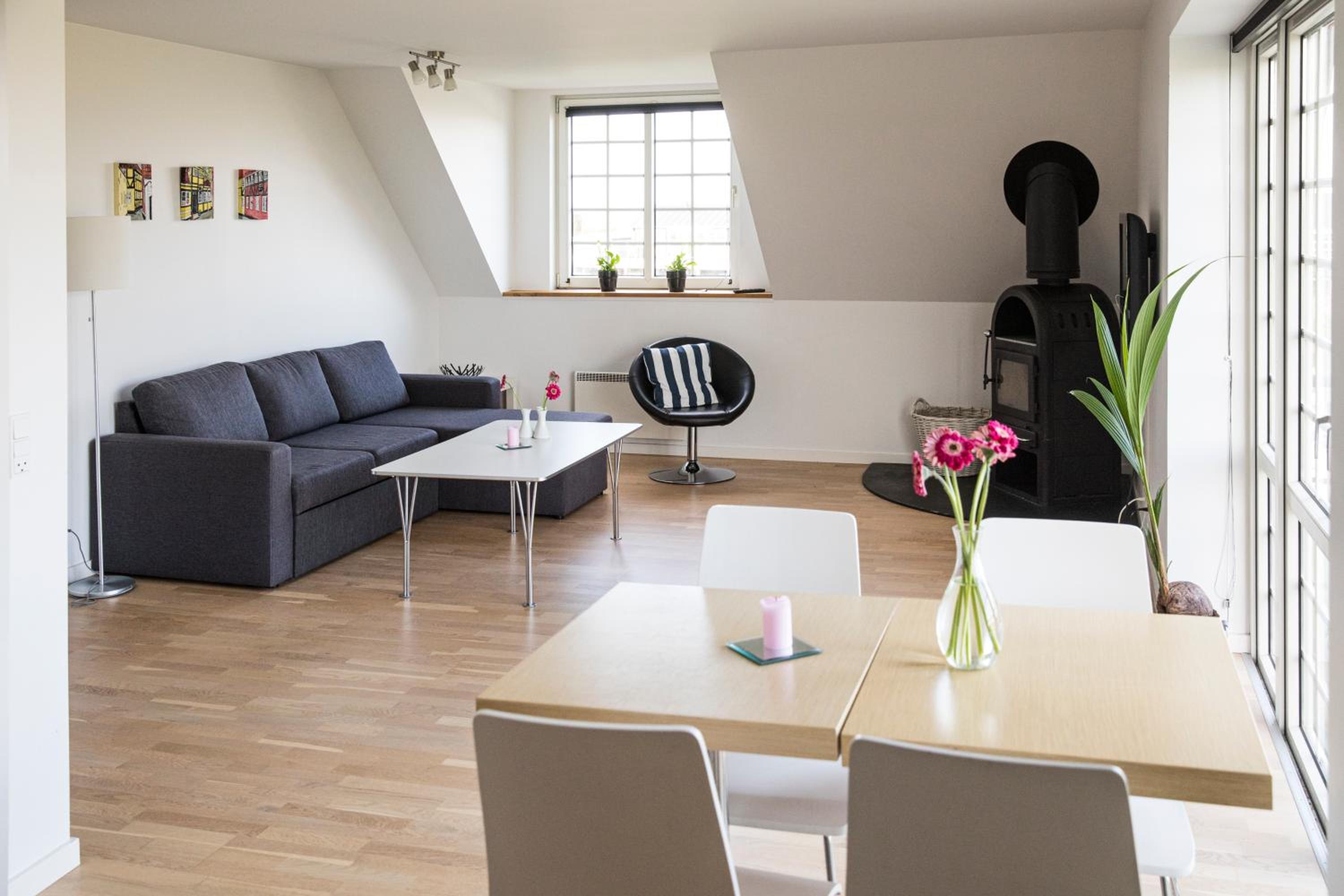 Deluxe Suite - Photo 1