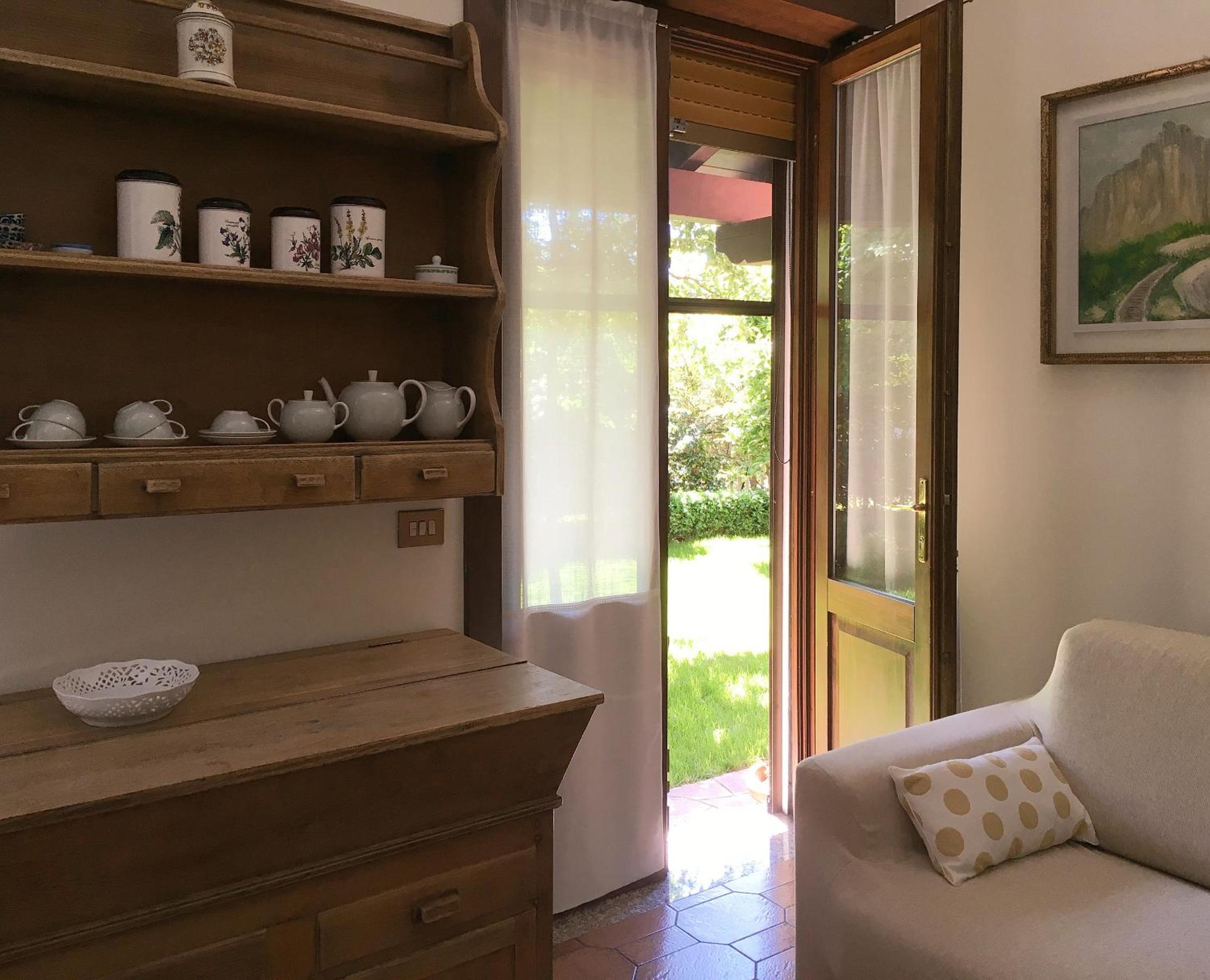 One-Bedroom Apartment with Garden View photo 1