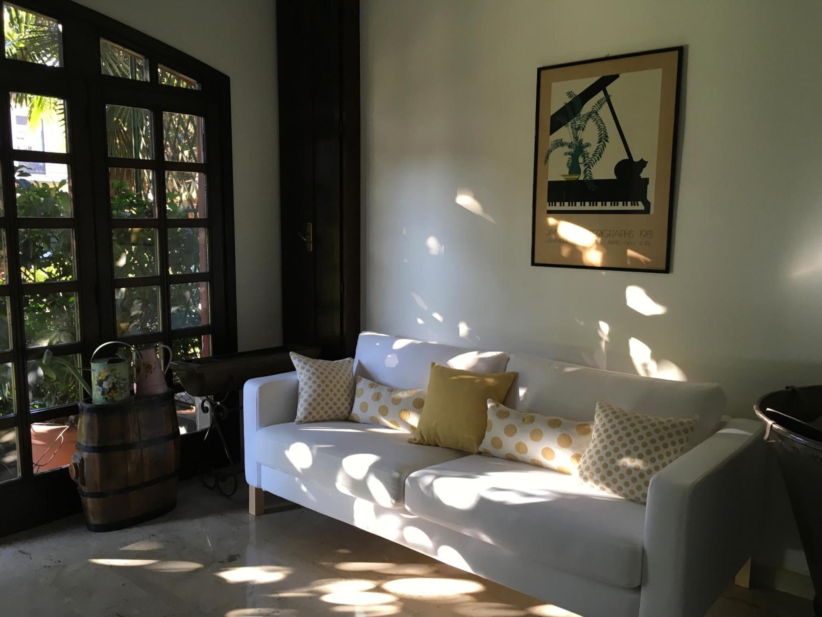 Two-Bedroom Apartment with Garden View photo 2