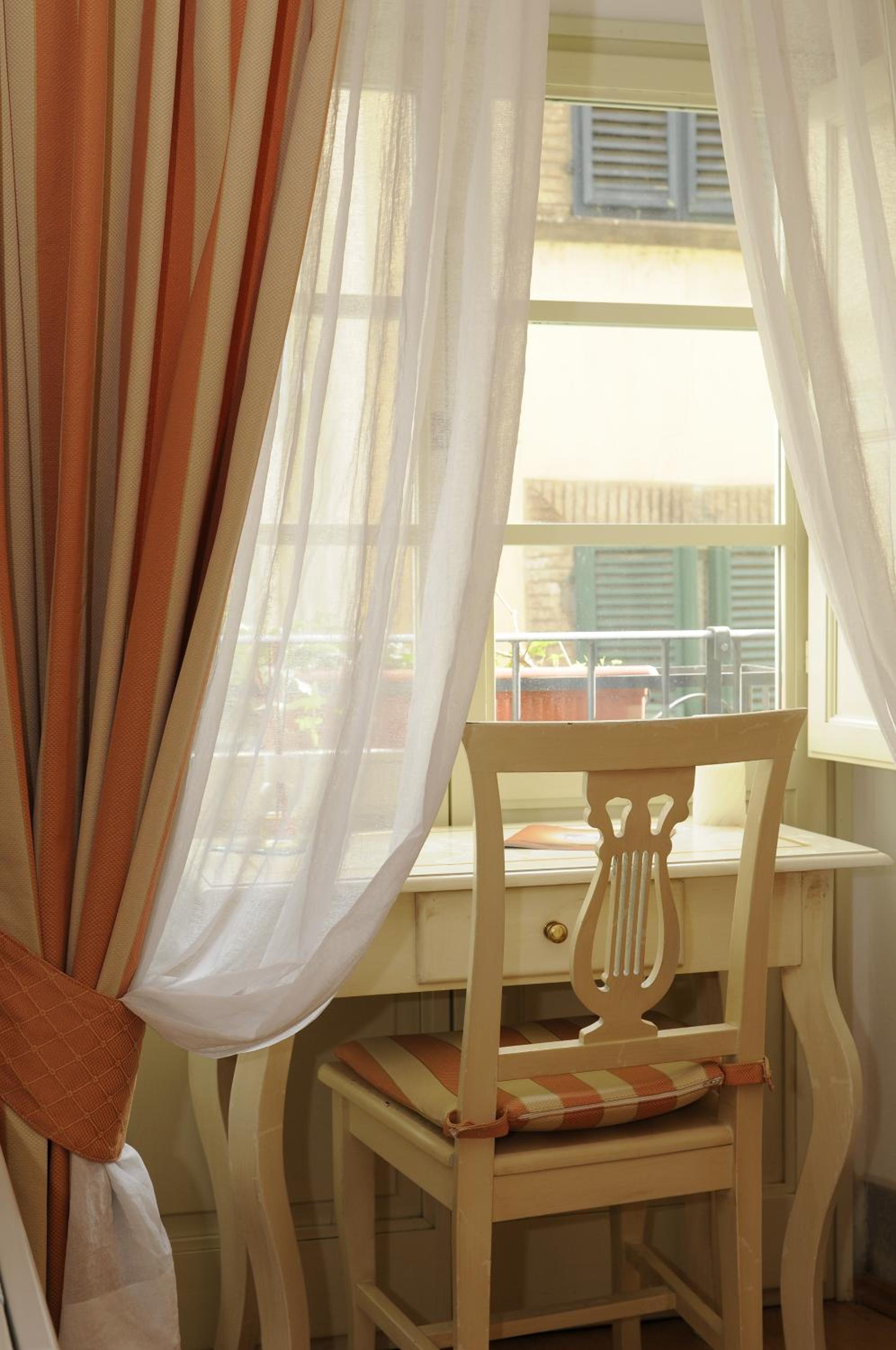 Deluxe Double Room - Photo 6