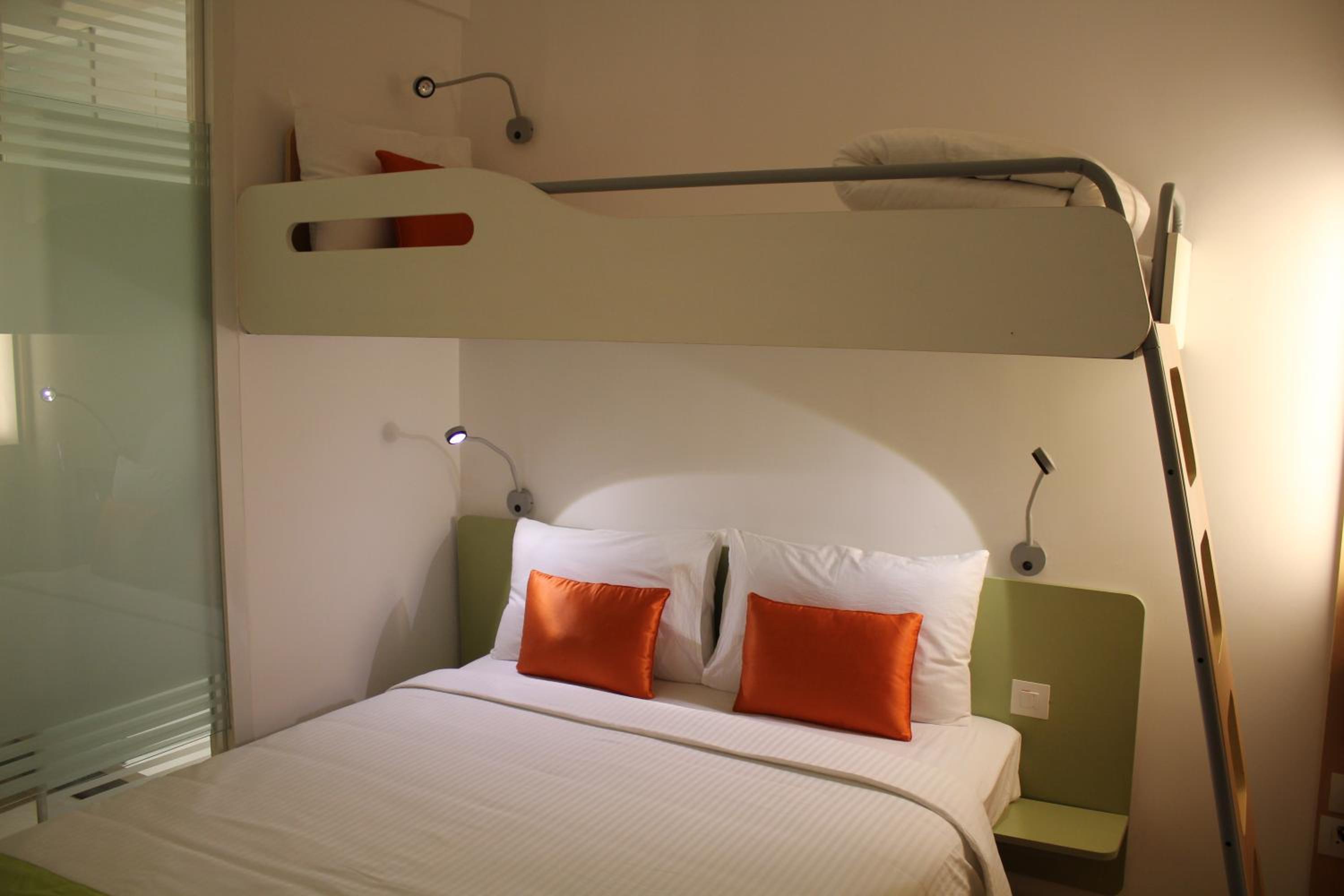 D-Luxe Queen Room photo 2