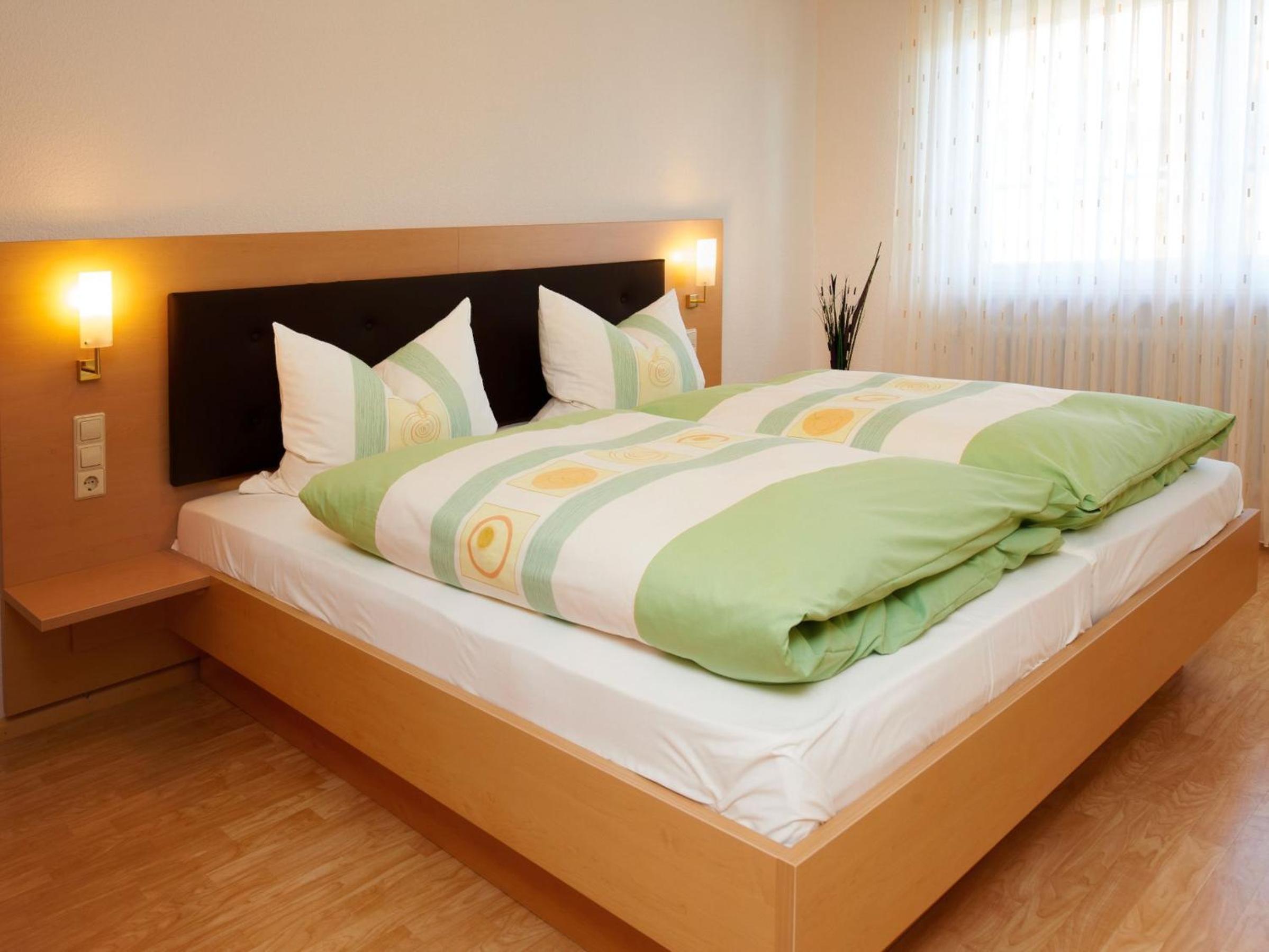 Two-Bedroom Deluxe Apartment with Balcony