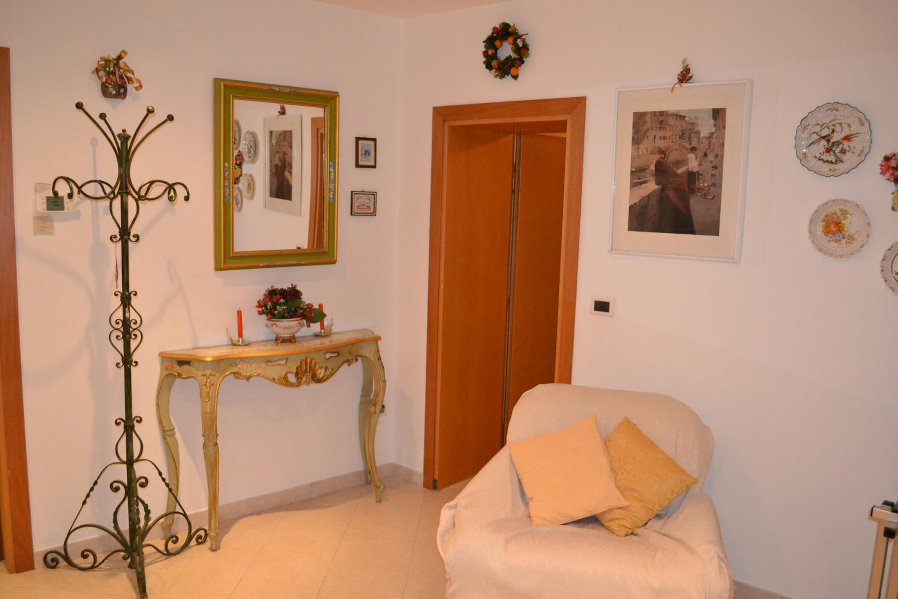 Two-Bedroom Apartment photo 3