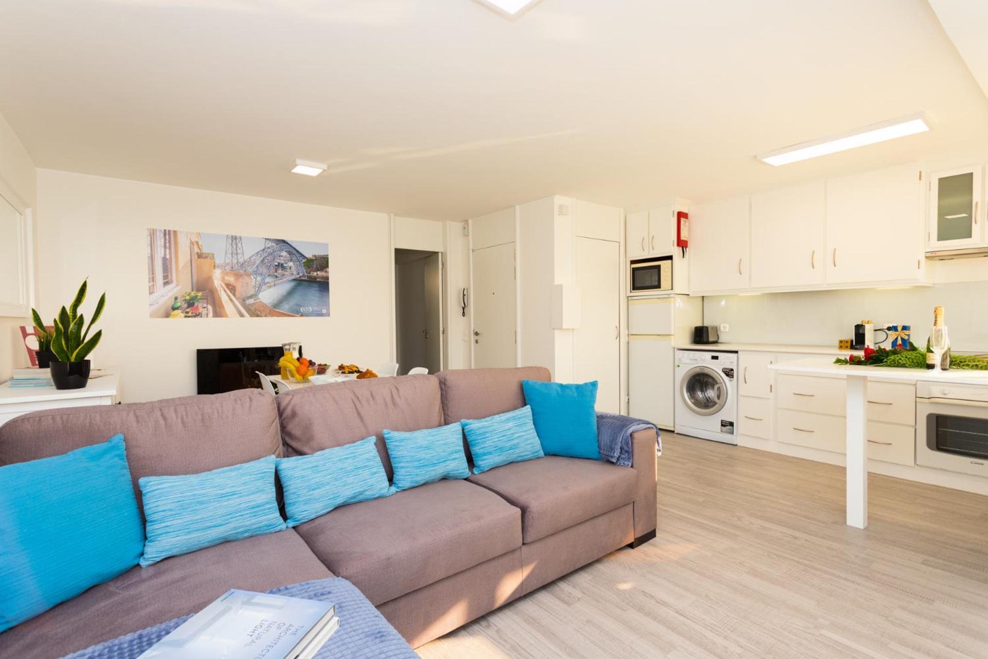 Apartment photo 2