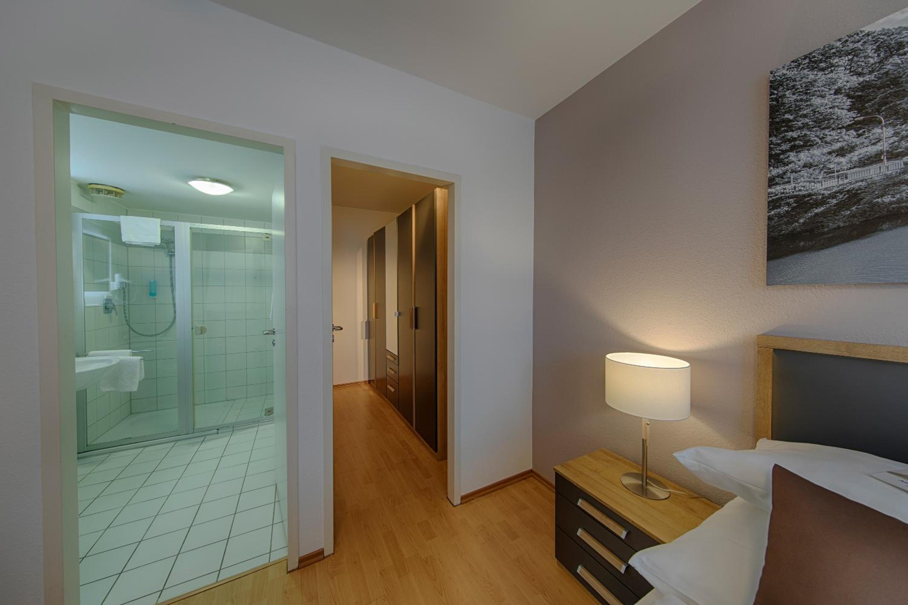 Comfort Apartment - Photo 16