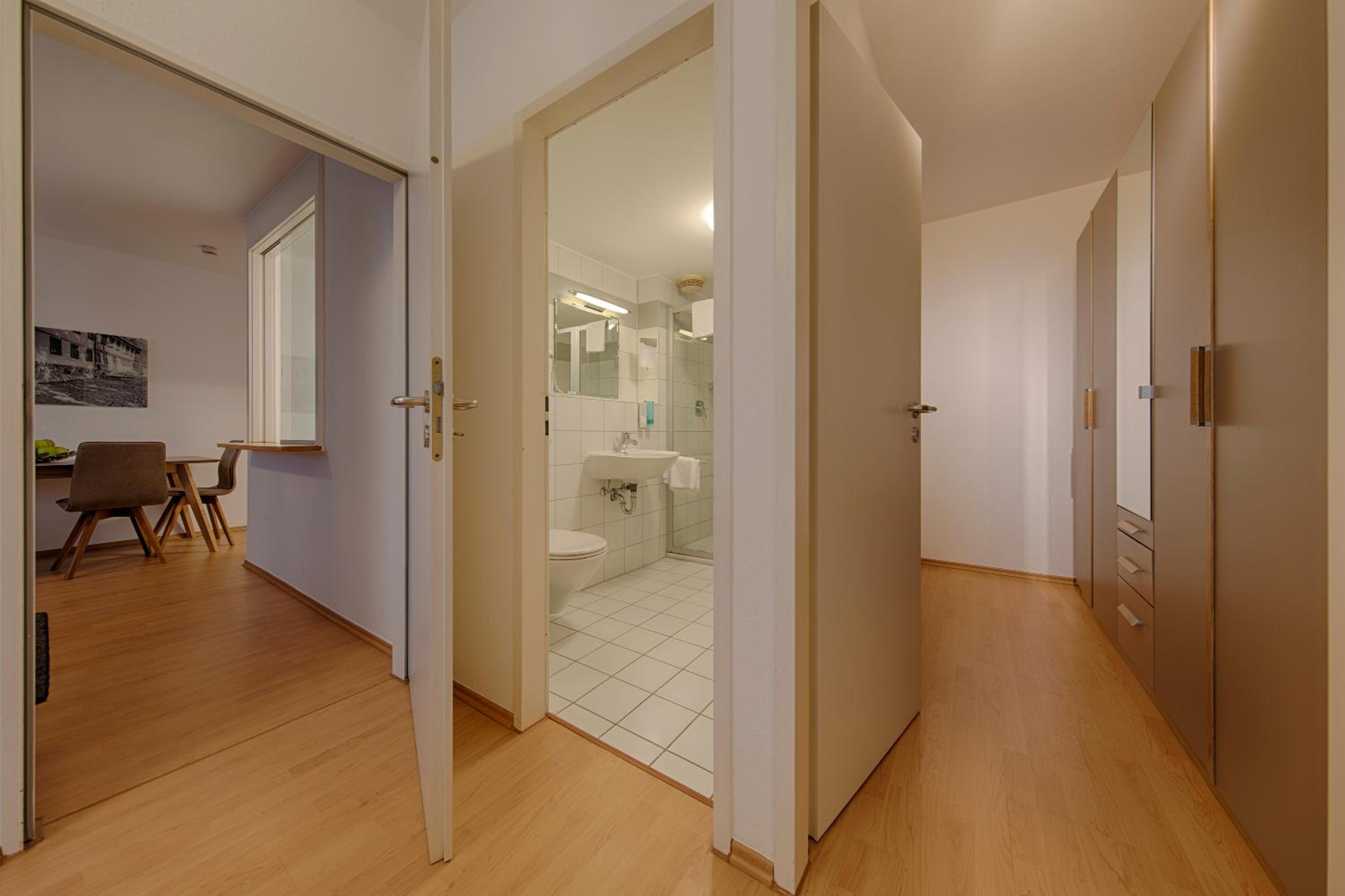 Comfort Apartment - Photo 25