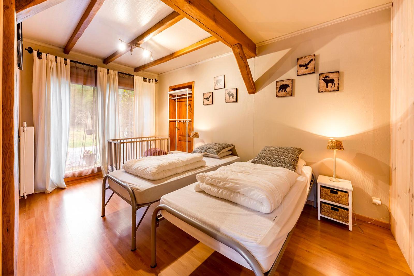 Four-Bedroom House photo 2