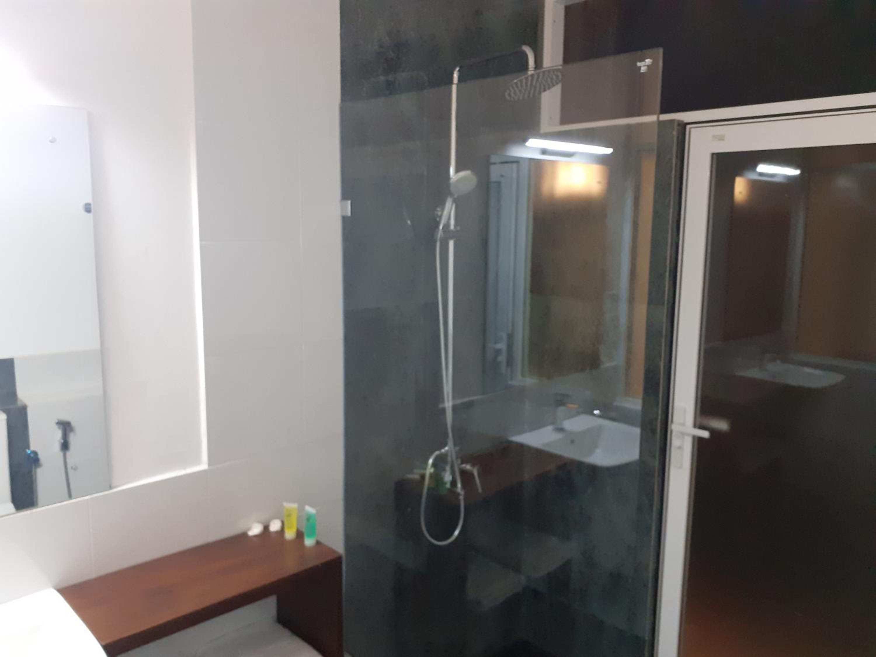 Deluxe Double Room with Balcony photo 3