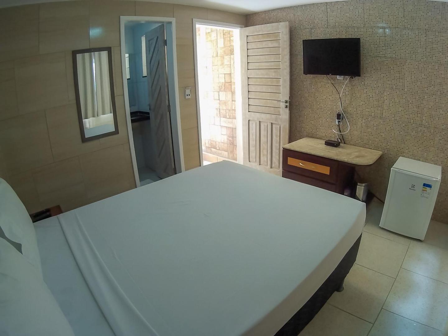 Standard Double Room - Photo 6