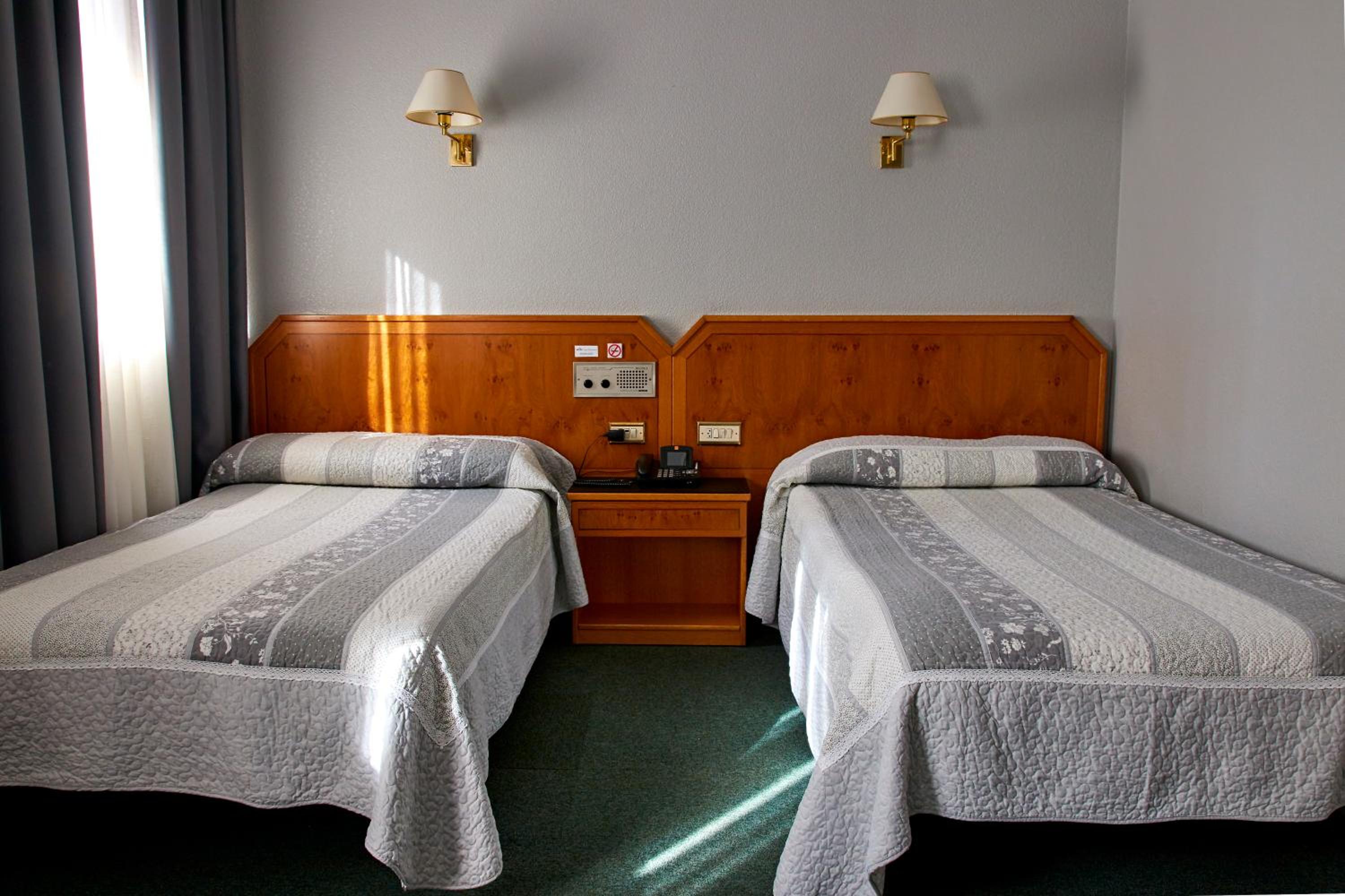 Single Room photo 2
