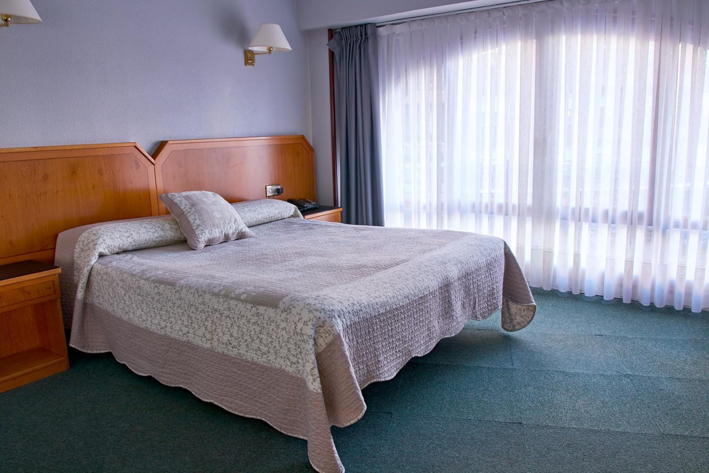 Habitación Doble o con Dos Camas