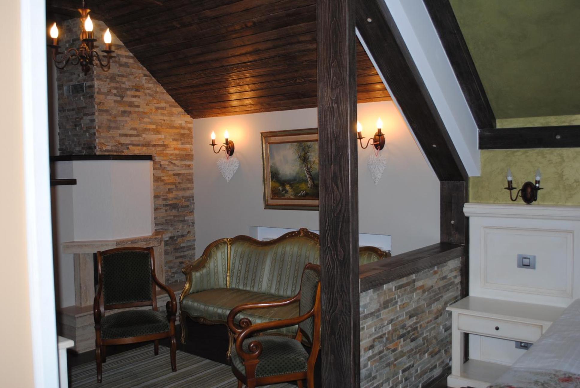Freya Room with Mountain View - Photo 16
