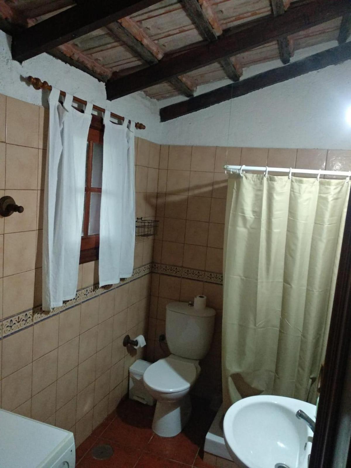 Two-Bedroom House - Photo 6
