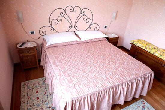 Triple Room with Private Bathroom photo 1
