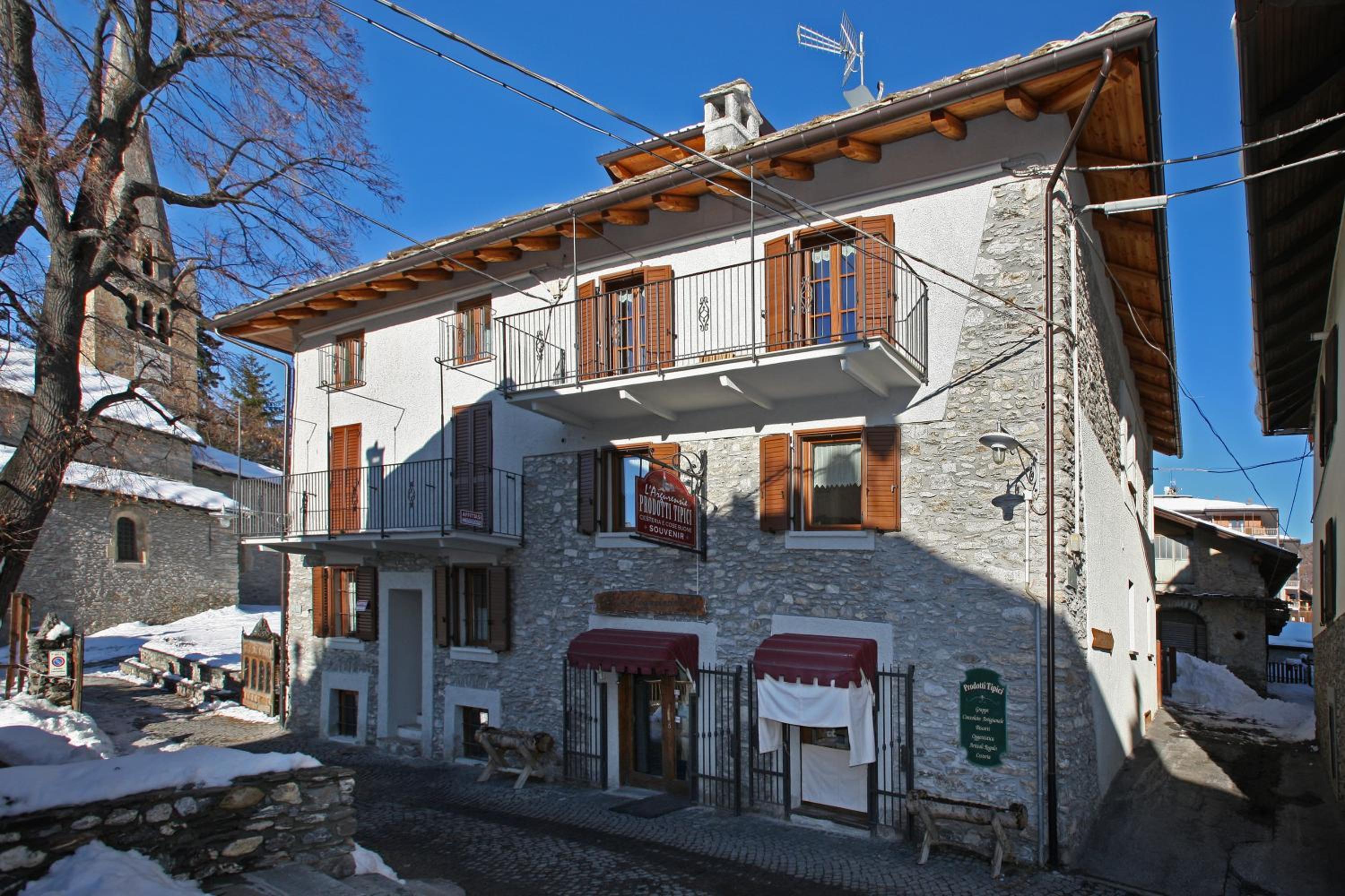 Maisonette photo 2