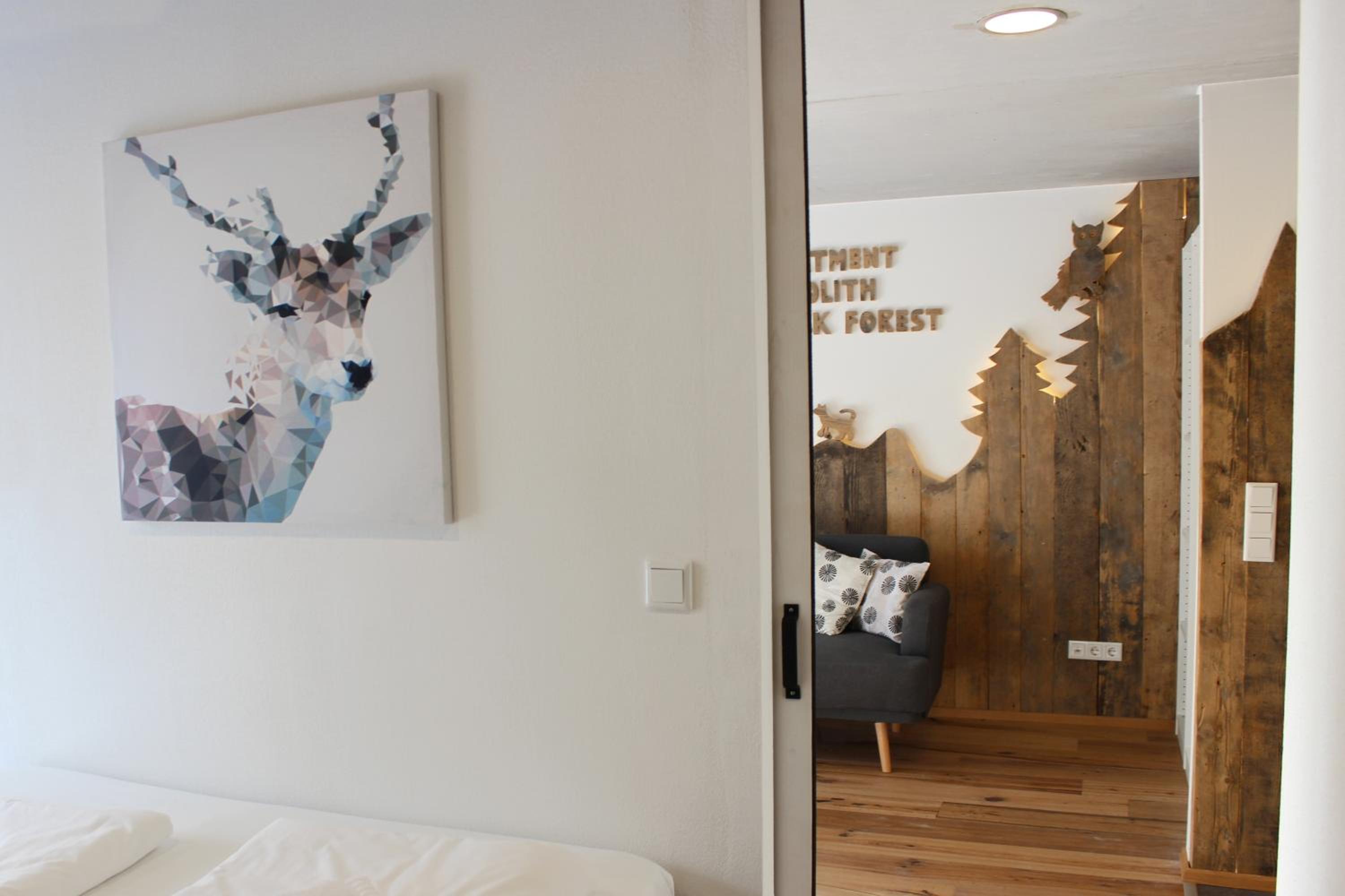One-Bedroom Apartment - Photo 27