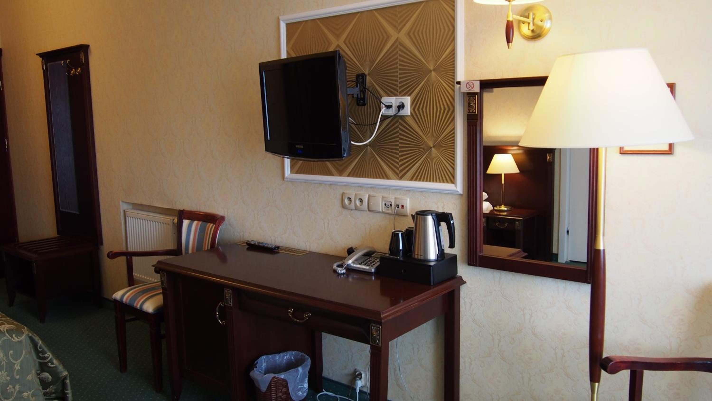 Superior Twin Room - Photo 1