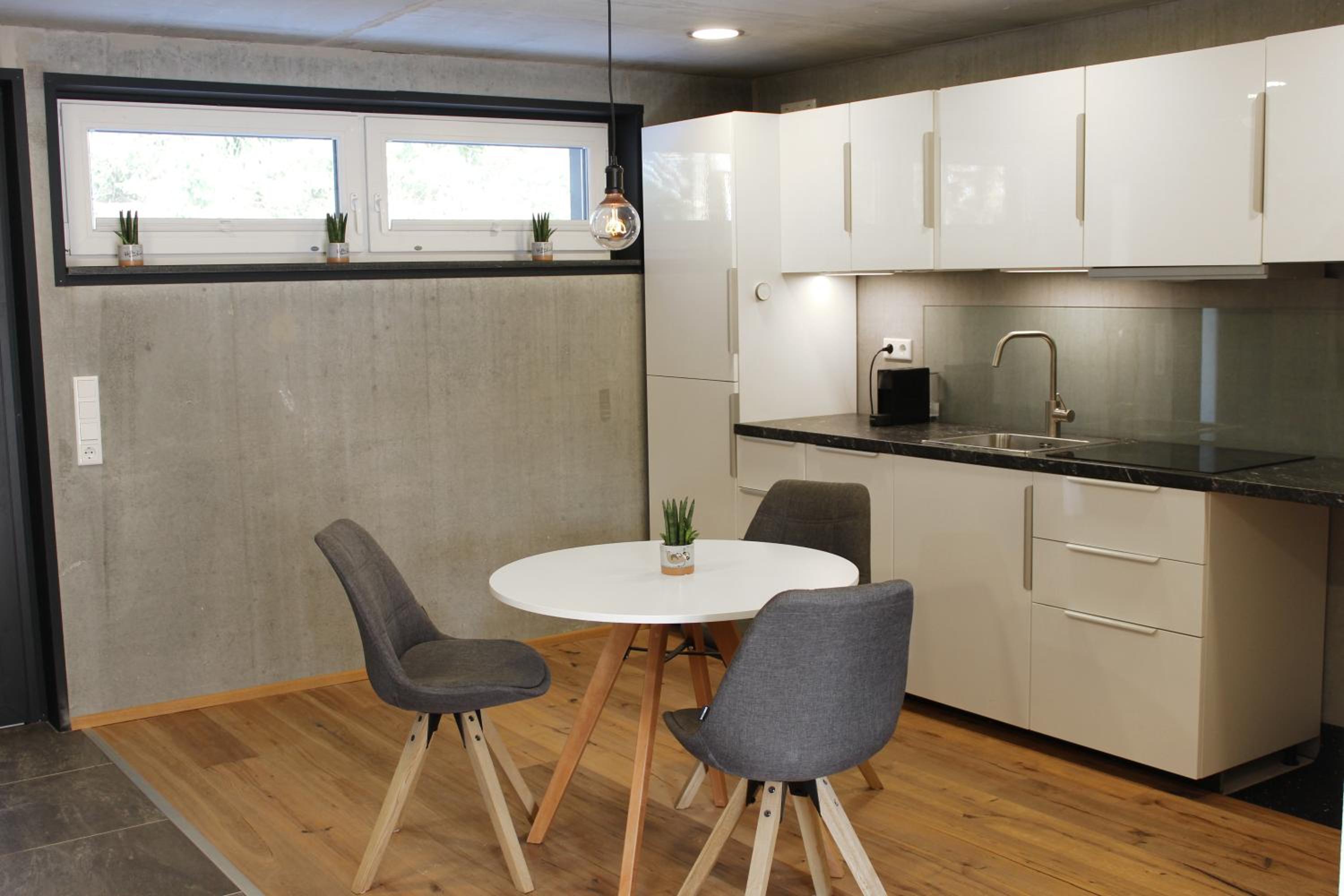 One-Bedroom Apartment - Photo 13