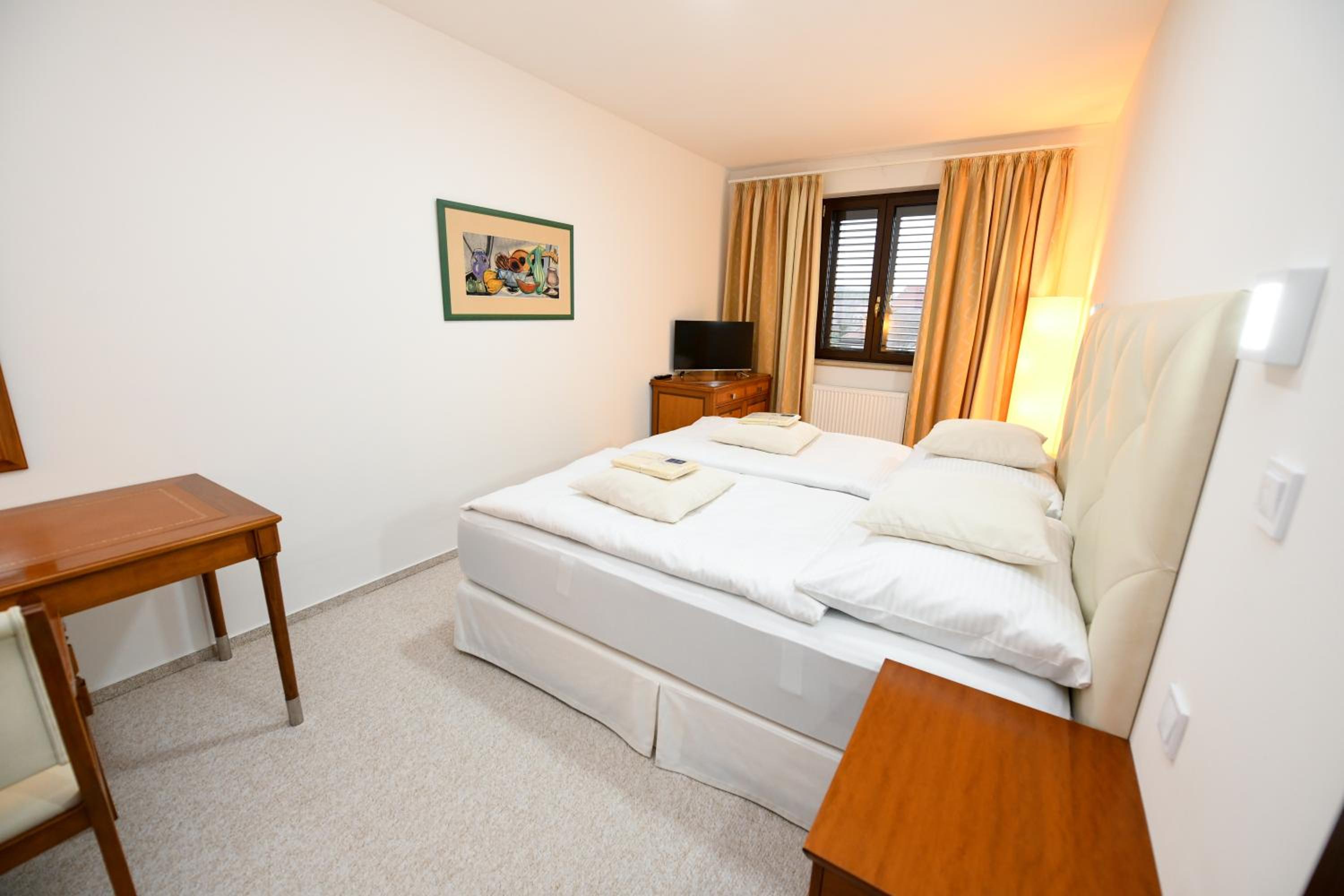 Double Room with Garden View photo 2