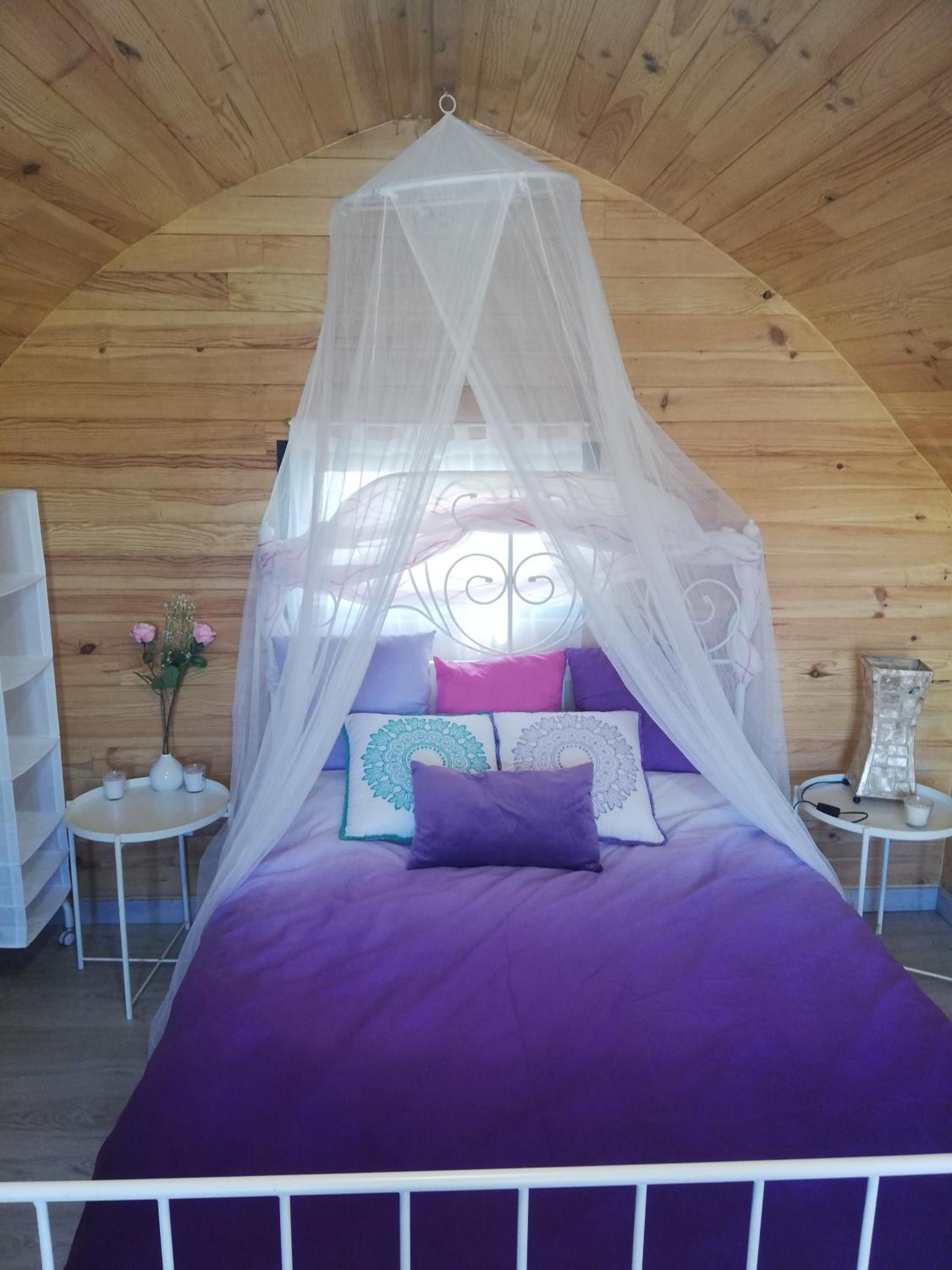 Deluxe Double Room (2 Adults + 1 Child) - Photo 5