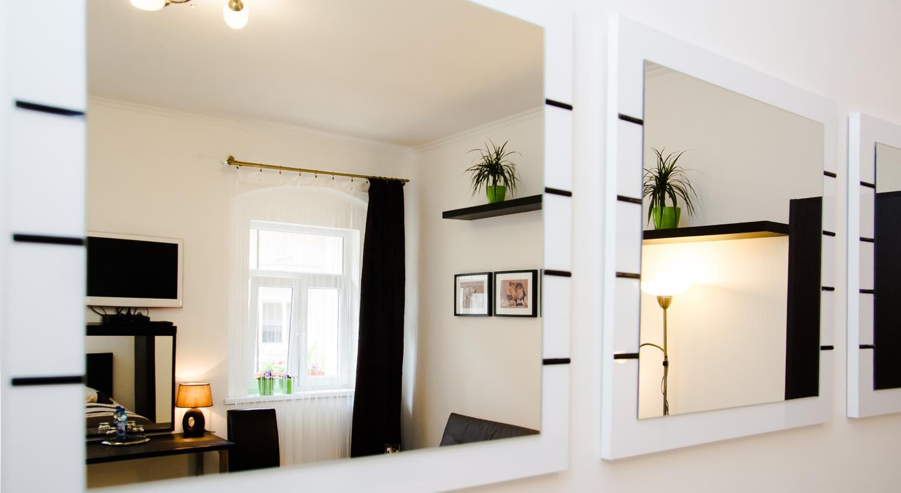 Two-Bedroom Apartment - Photo 4