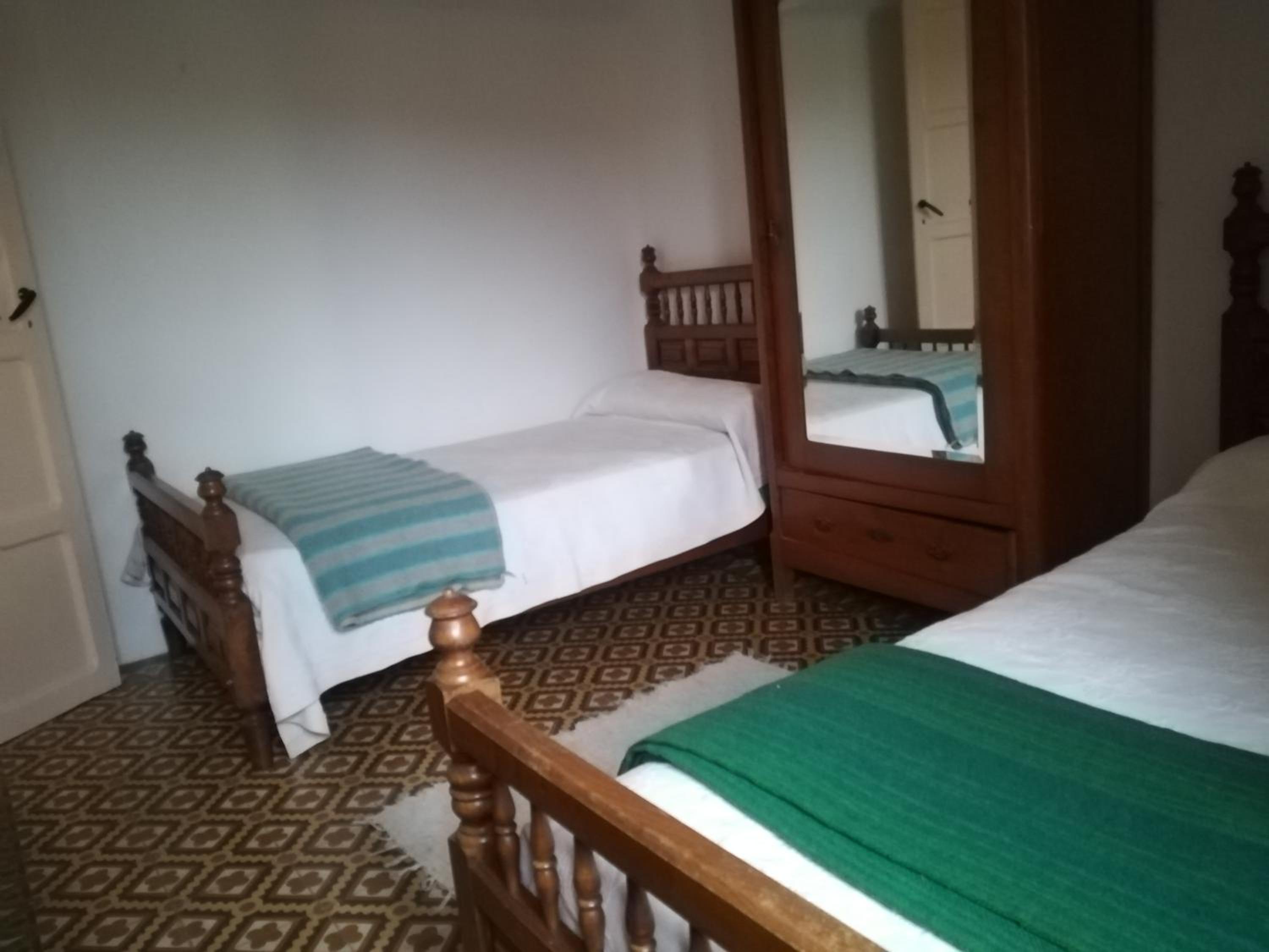 Mixed Dormitory Room photo 2