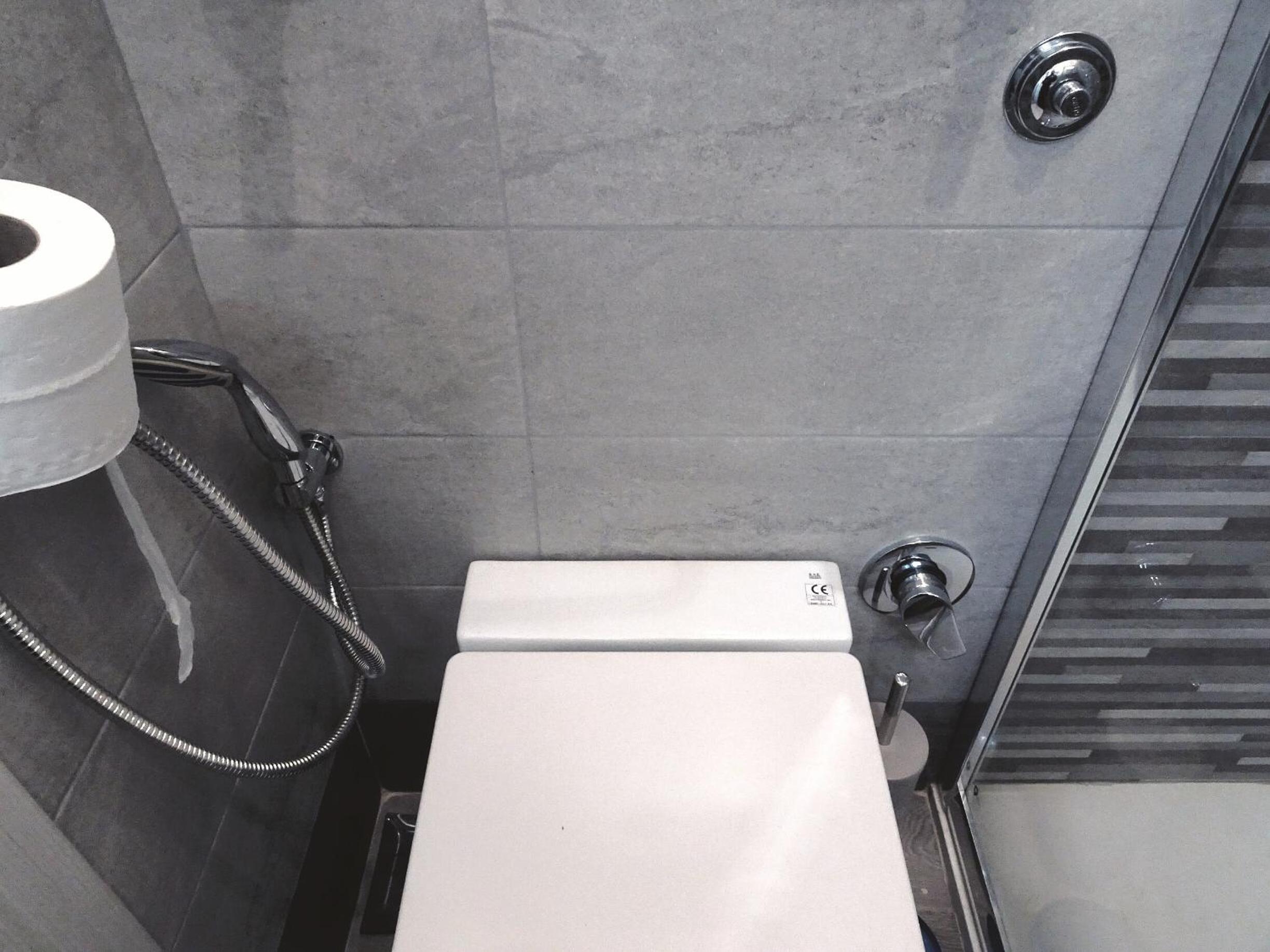 Double Room With Private Bathroom photo 2