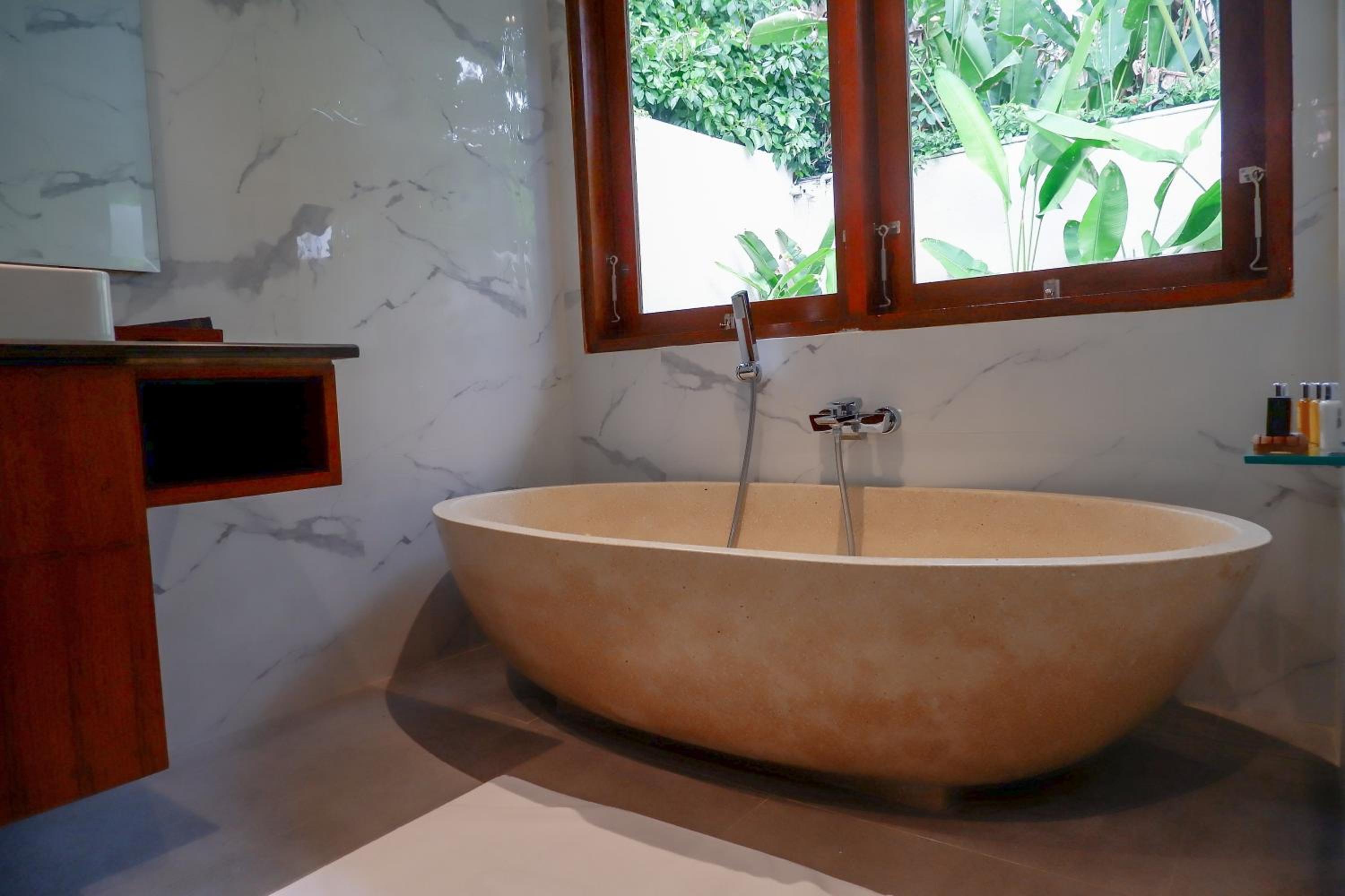 Superior Room Balinese Style - Photo 6
