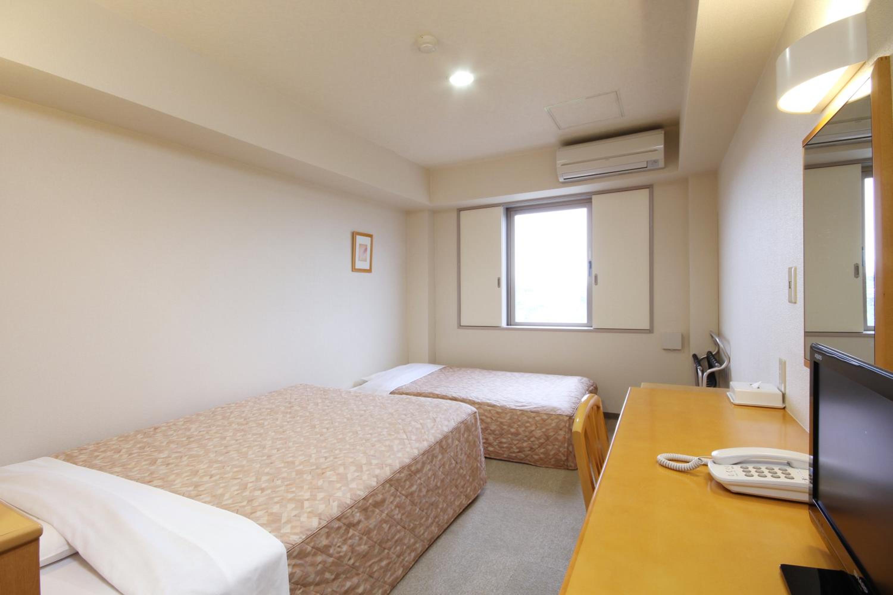 Triple Room - Non-Smoking - Photo 4