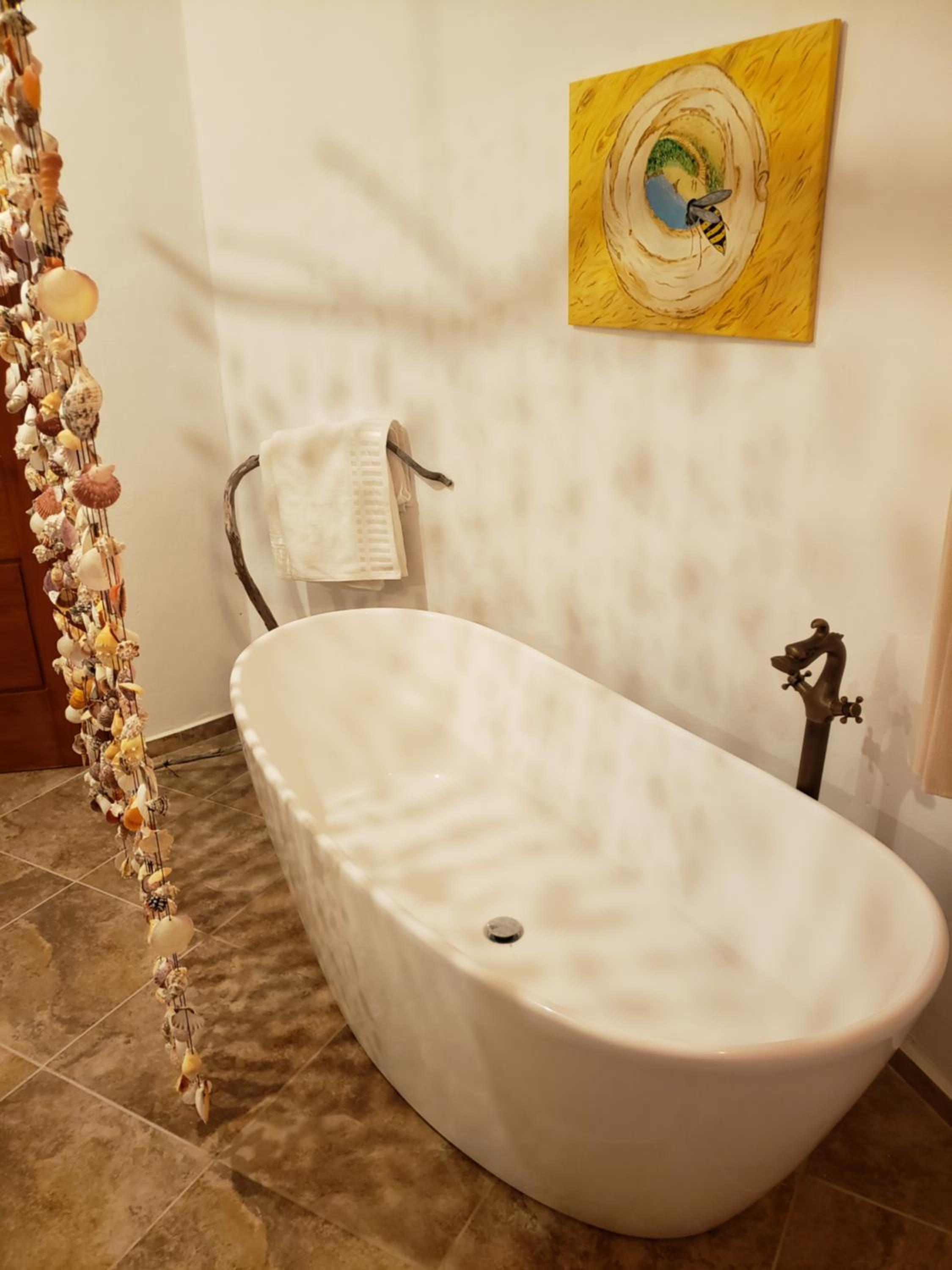 Superior King Suite - Photo 8