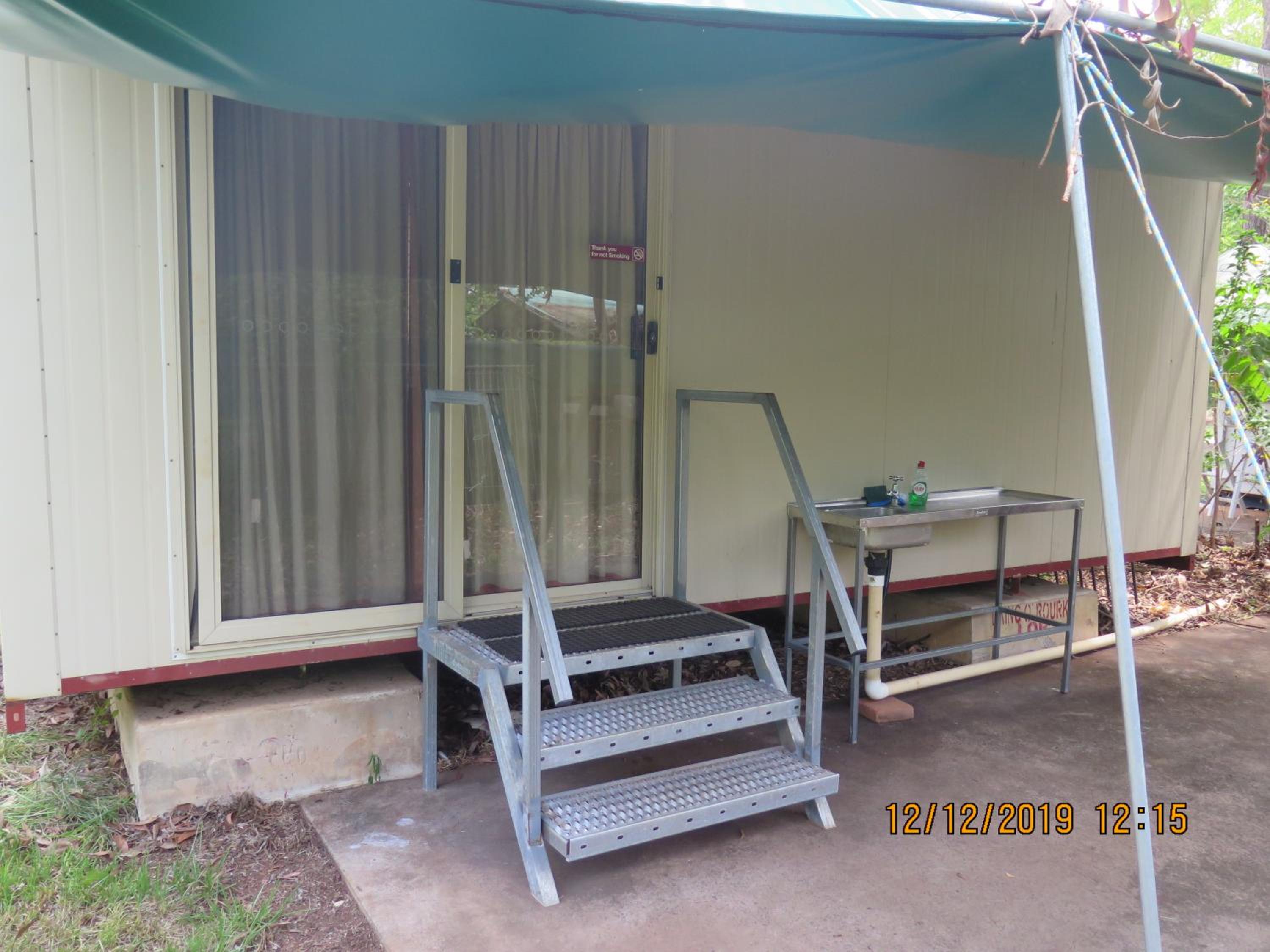 Basic Cabin 5 photo 3