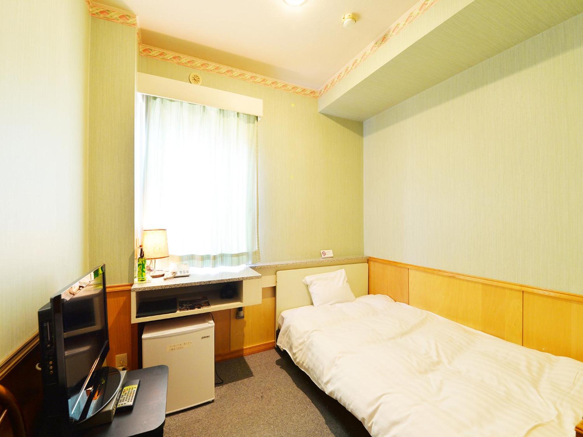 Double Room with Small Double Bed - Smoking