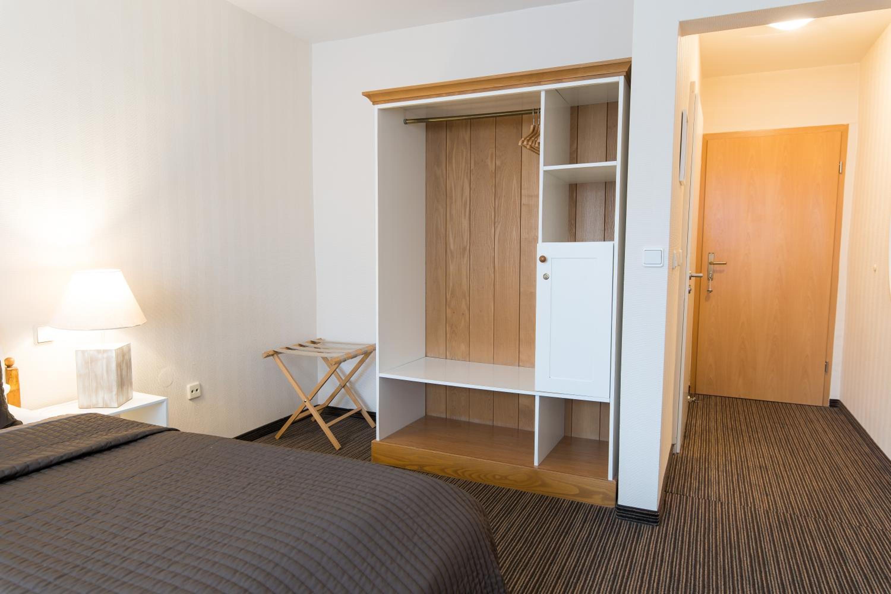 Double Room - Photo 6