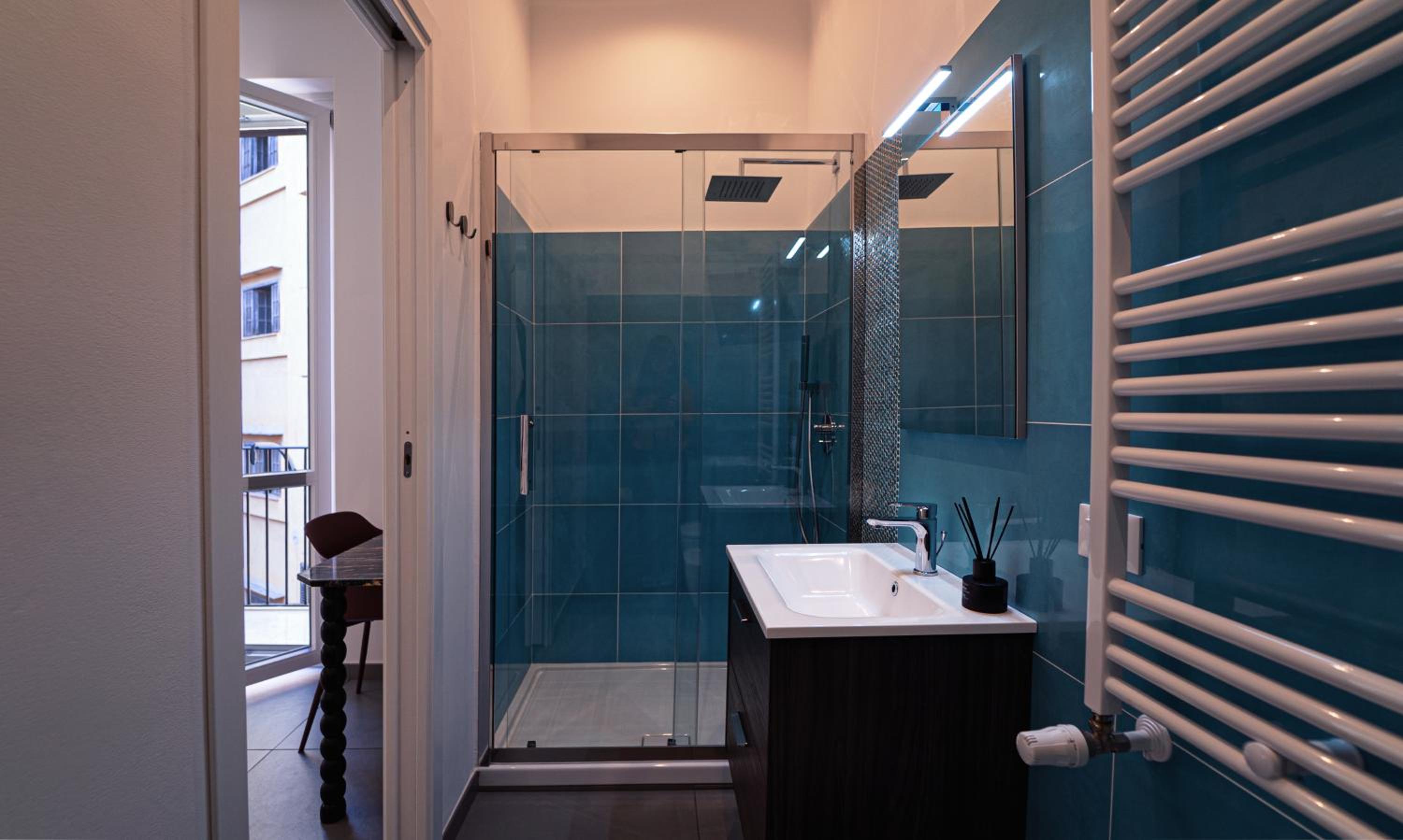 Superior Suite - Photo 3