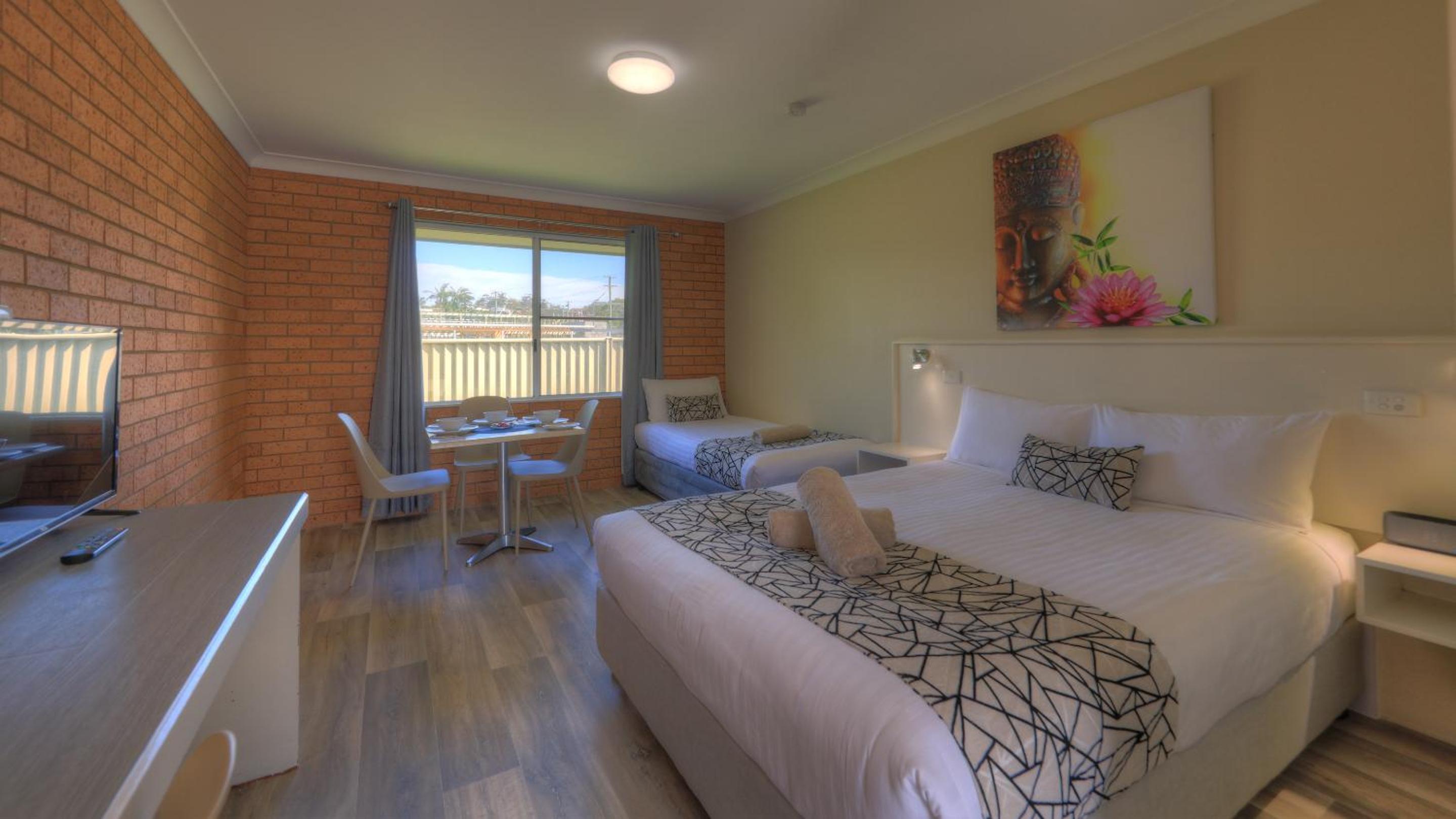 Double or Twin Room photo 3