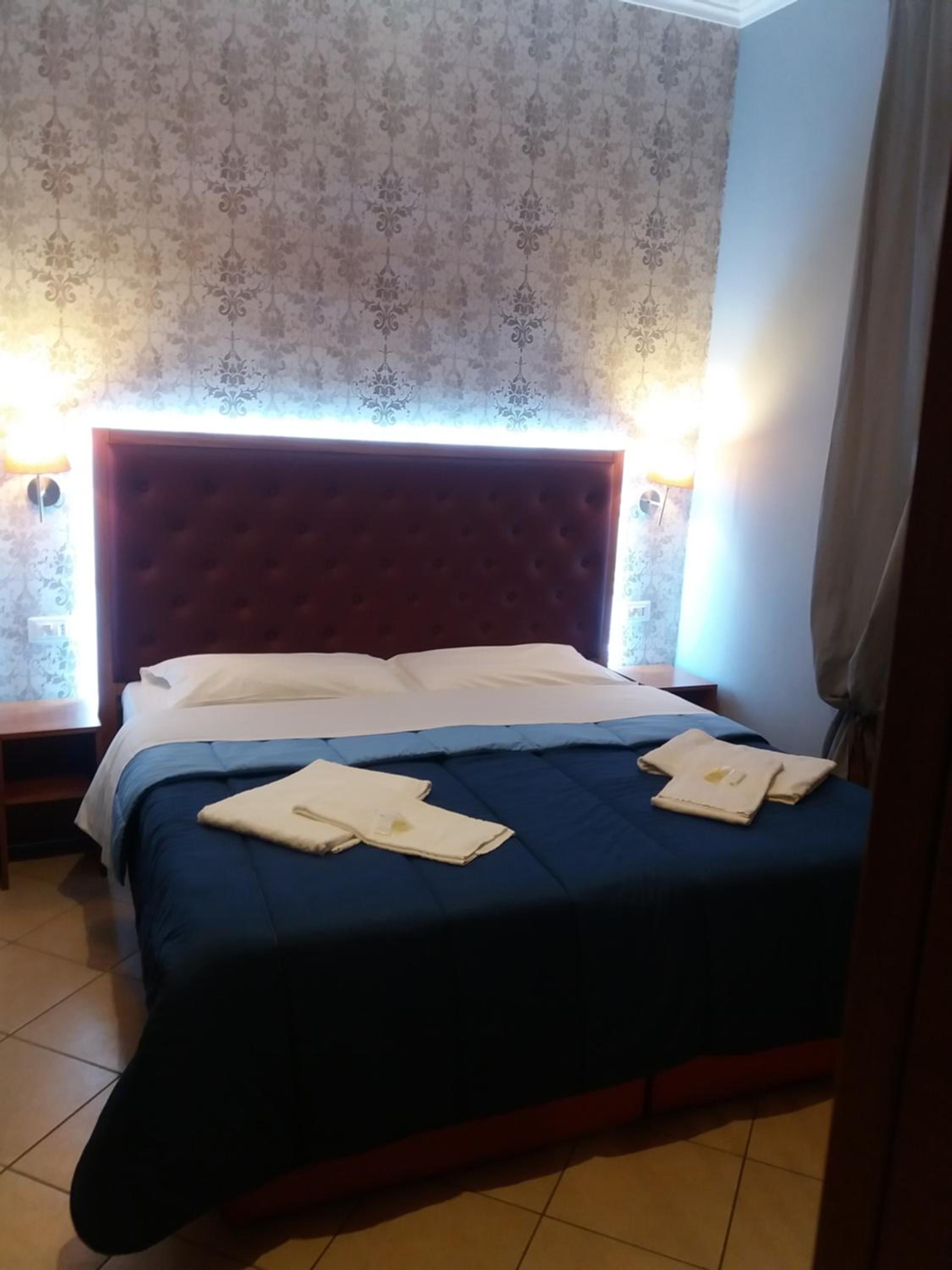 Triple Room with Bathroom photo 1