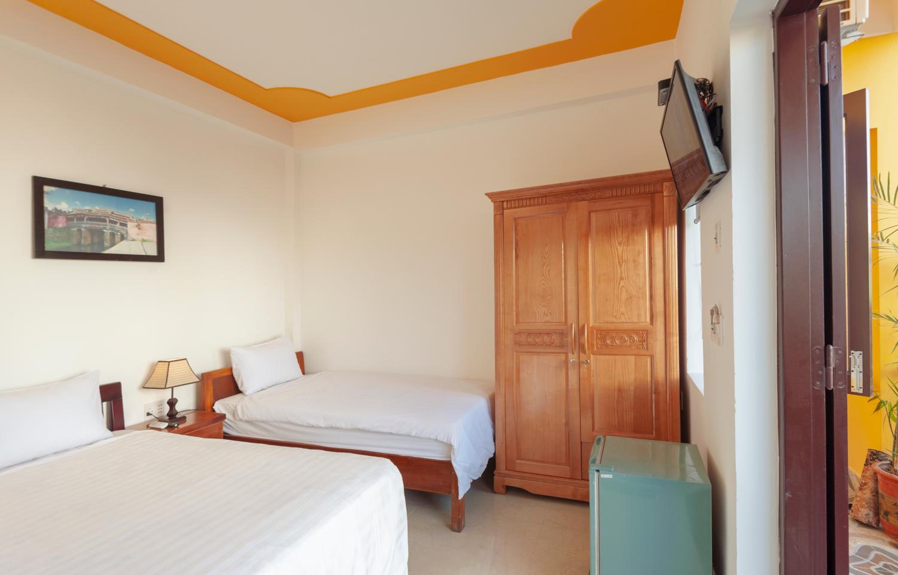 Triple Room with Balcony