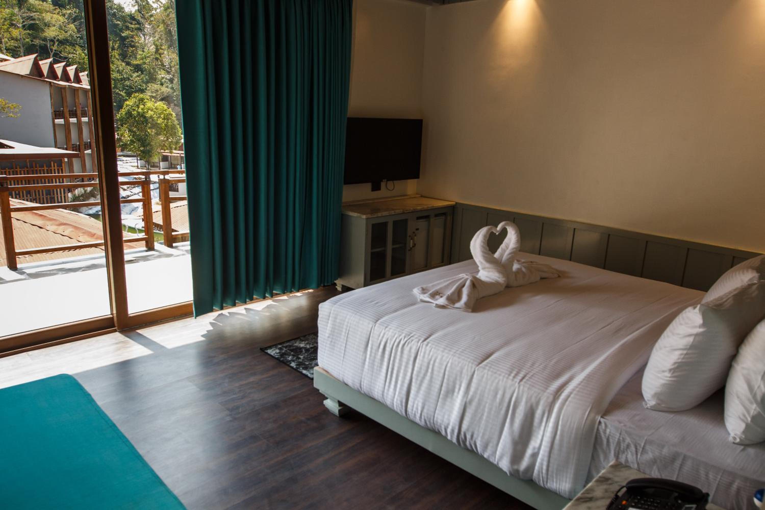 Hill Villa - Photo 2